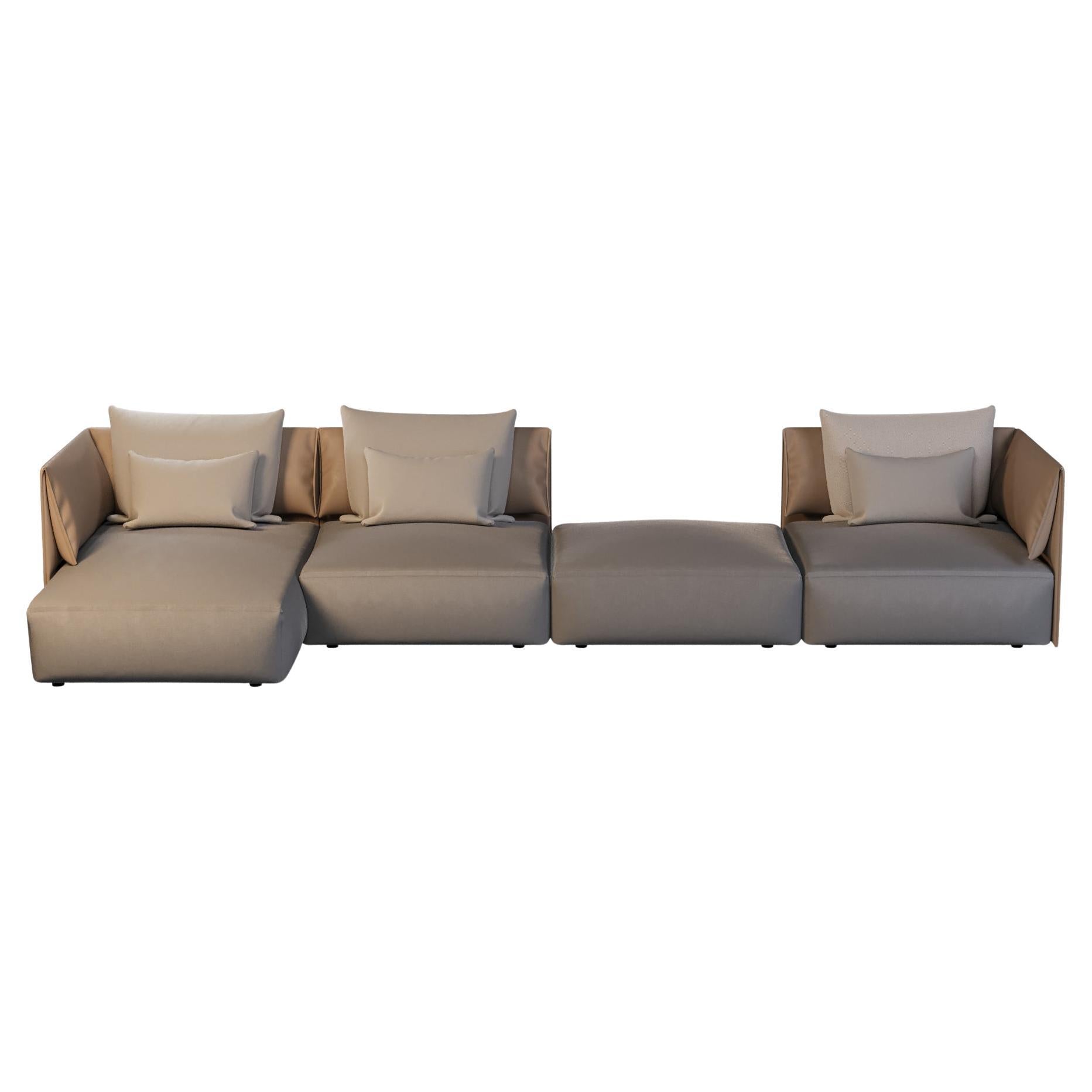 https://a.1stdibscdn.com/outdoor-modular-sofa-with-outdoor-leather-and-waterproof-fabrics-for-sale/f_56702/f_437032621739968783289/f_43703262_1739968783689_bg_processed.jpg