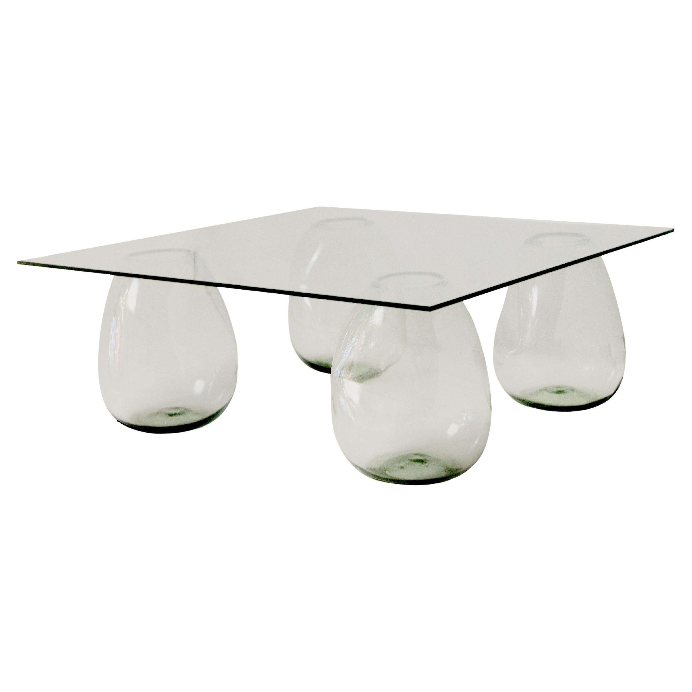 https://a.1stdibscdn.com/bubble-glass-coffee-table-for-sale/f_69682/f_438500021743529327463/f_43850002_1743529328409_bg_processed.jpg