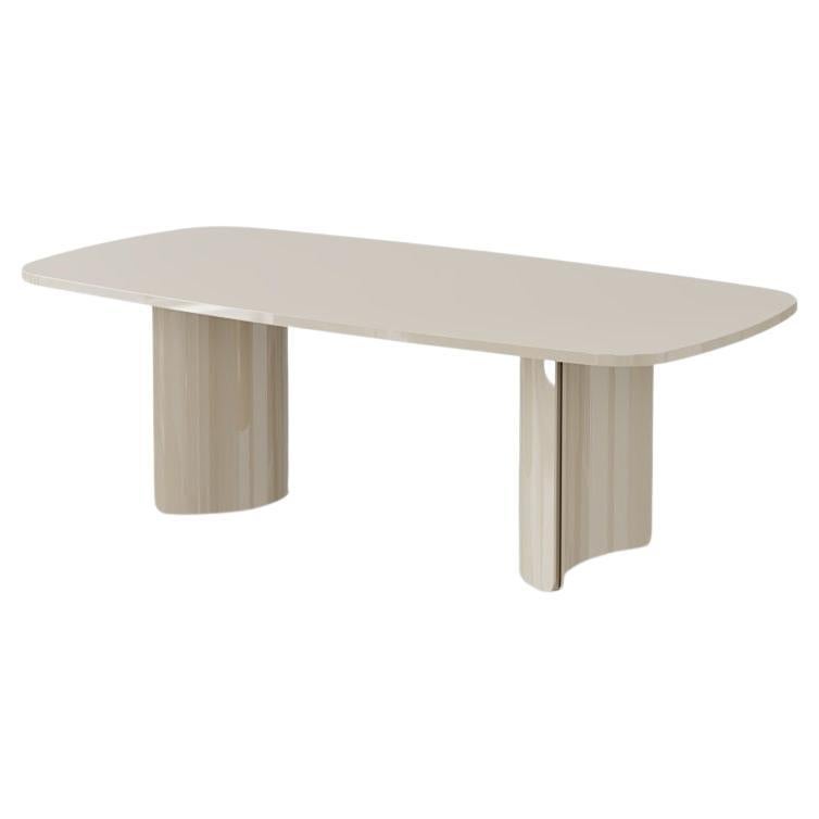 https://a.1stdibscdn.com/dining-table-with-sculptural-pedestal-base-in-matte-or-glossy-lacquer-finishes-for-sale/f_27693/f_439027721741152306115/f_43902772_1741152306267_bg_processed.jpg