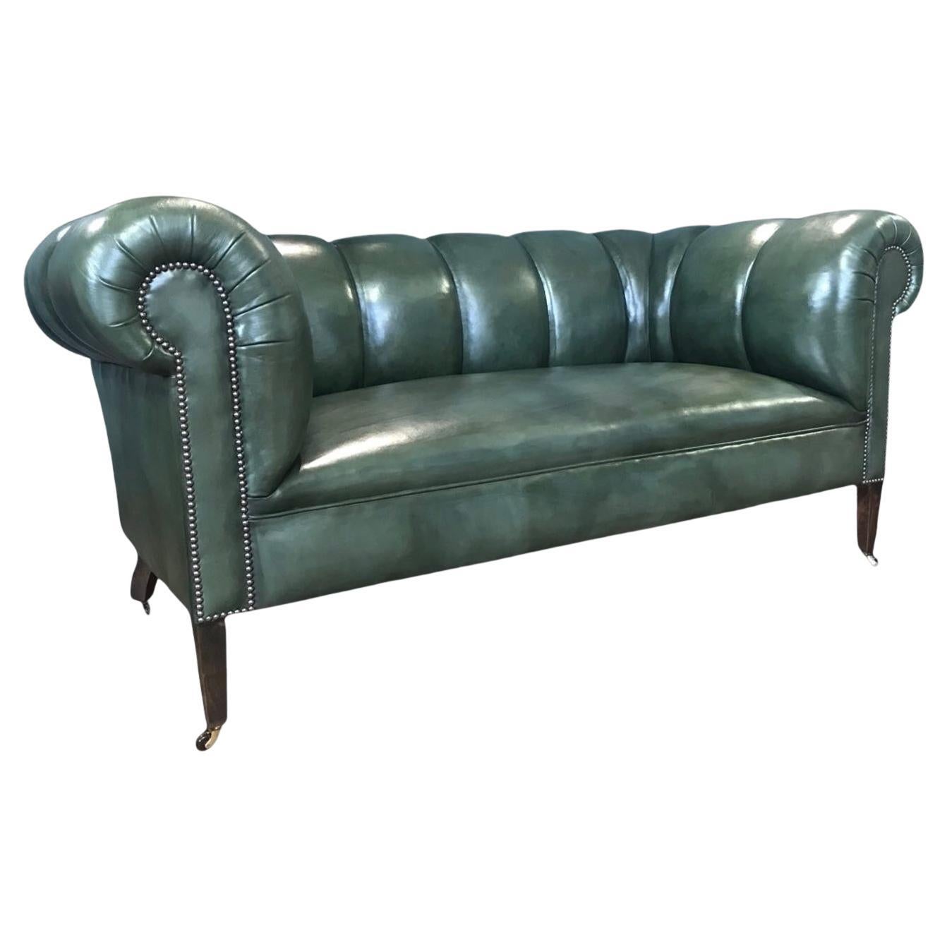 https://a.1stdibscdn.com/our-signature-bank-of-england-sofa-in-hand-dyed-boe-greenleather-for-sale/f_79732/f_439040721741168574475/f_43904072_1741168574815_bg_processed.jpg