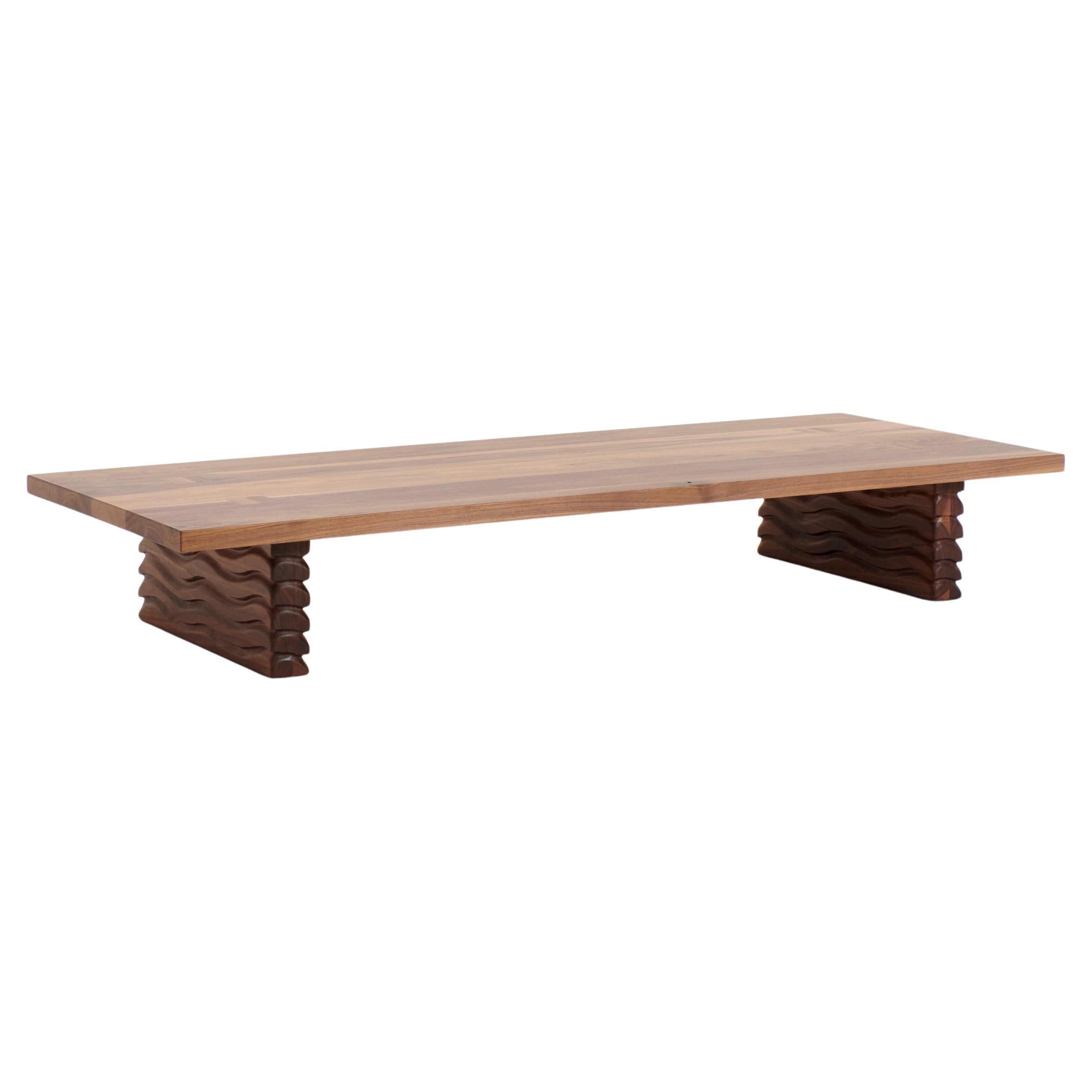 https://a.1stdibscdn.com/nazare-coffee-table-for-sale/f_62582/f_440994621742312004122/f_44099462_1742312004585_bg_processed.jpg