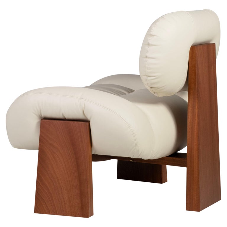 https://a.1stdibscdn.com/contemporary-sense-lounge-chair-accent-chair-sapele-wood-leather-greenapple-for-sale/f_53532/f_441876121743099329016/f_44187612_1743099329716_bg_processed.jpg?width=768