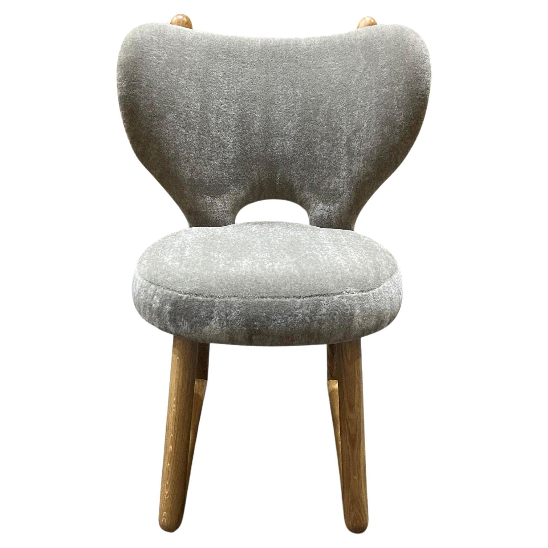 https://a.1stdibscdn.com/polus-002-chair-in-ecorce-gray-by-pierre-augustin-rose-for-sale/f_9409/f_444283821744128788157/f_44428382_1744128788586_bg_processed.jpg