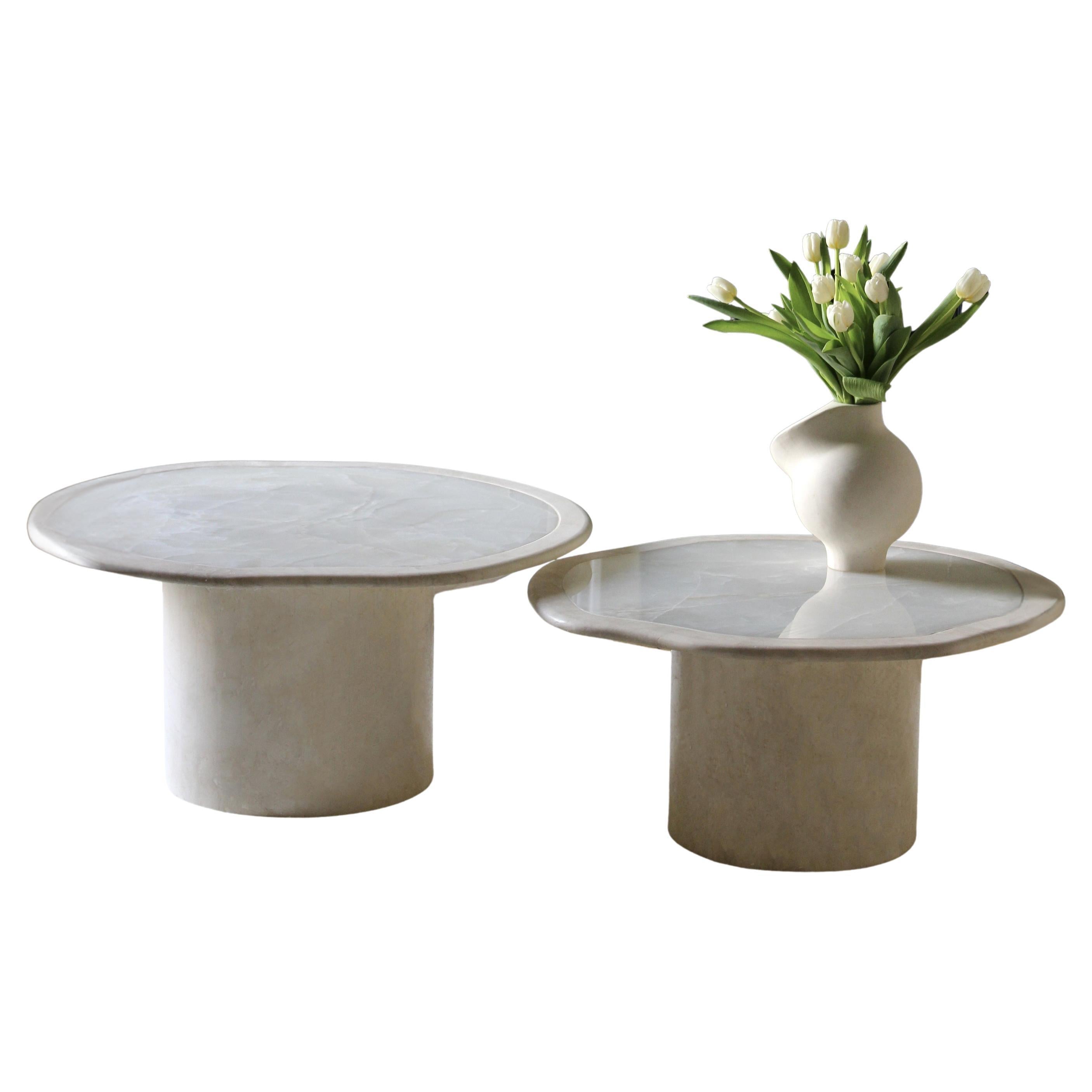 https://a.1stdibscdn.com/joan-duo-travertine-and-white-onyx-coffee-tables-for-sale/f_103802/f_444352121744921375427/f_44435212_1744921376328_bg_processed.jpg