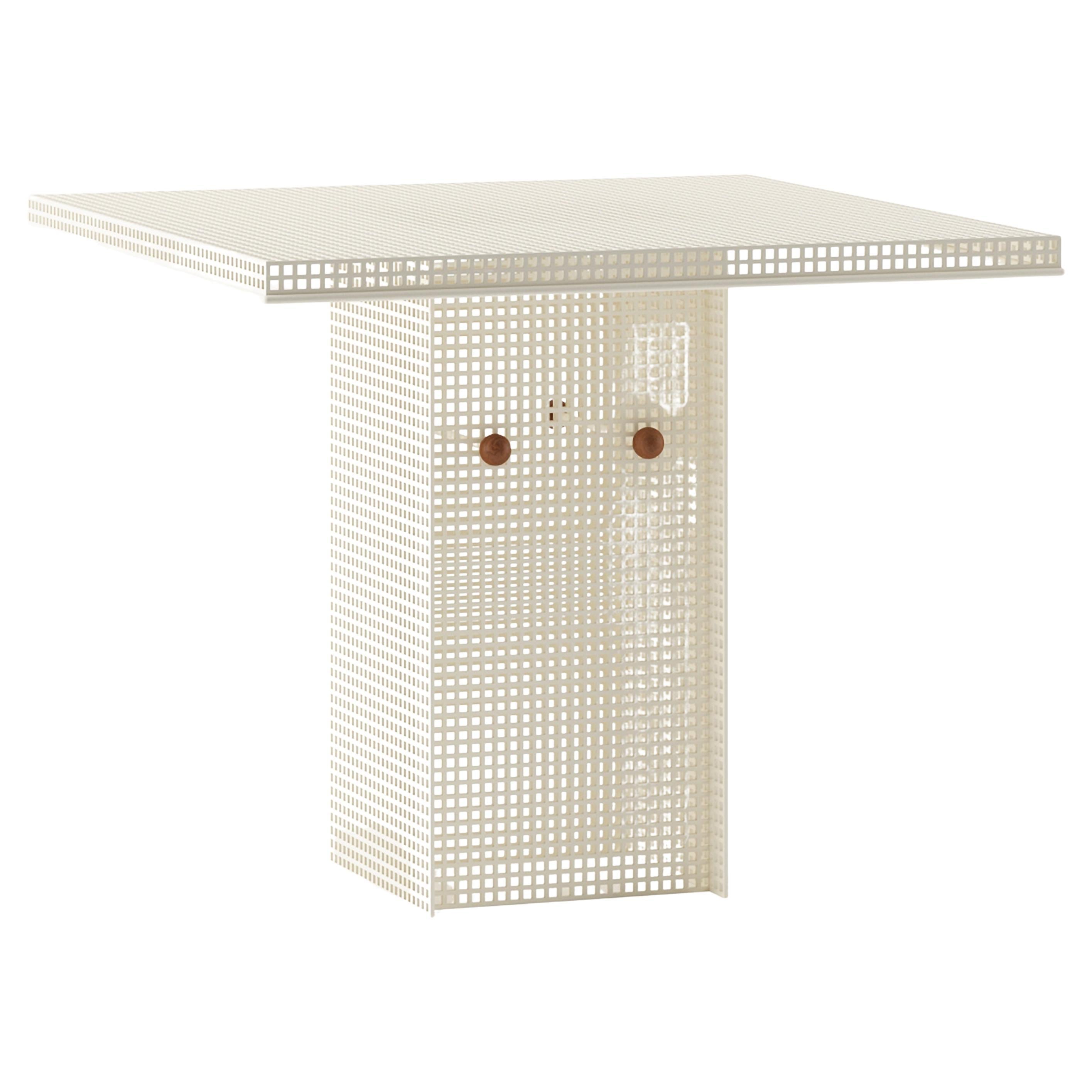 https://a.1stdibscdn.com/conservatory-outdoor-dining-table-in-stainless-steel-powder-coated-white-for-sale/f_59512/f_444660121767937659939/f_44466012_1767937660870_bg_processed.jpg