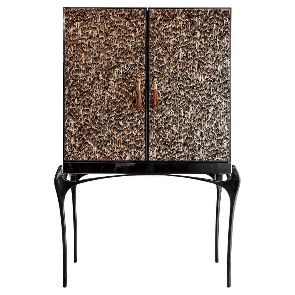 https://a.1stdibscdn.com/temptation-folie-feather-bar-cabinet-for-sale/f_74772/f_444763521744394557454/f_44476352_1744394557785_bg_processed.jpg