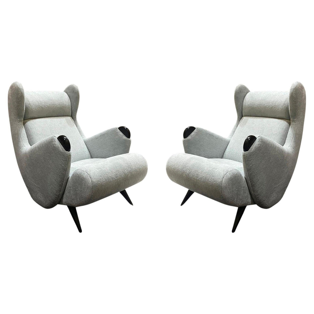 https://a.1stdibscdn.com/pair-of-cadillac-chairs-in-chenille-by-pierre-augustin-rose-for-sale/f_9409/f_448019621745876098084/f_44801962_1745876098561_bg_processed.jpg