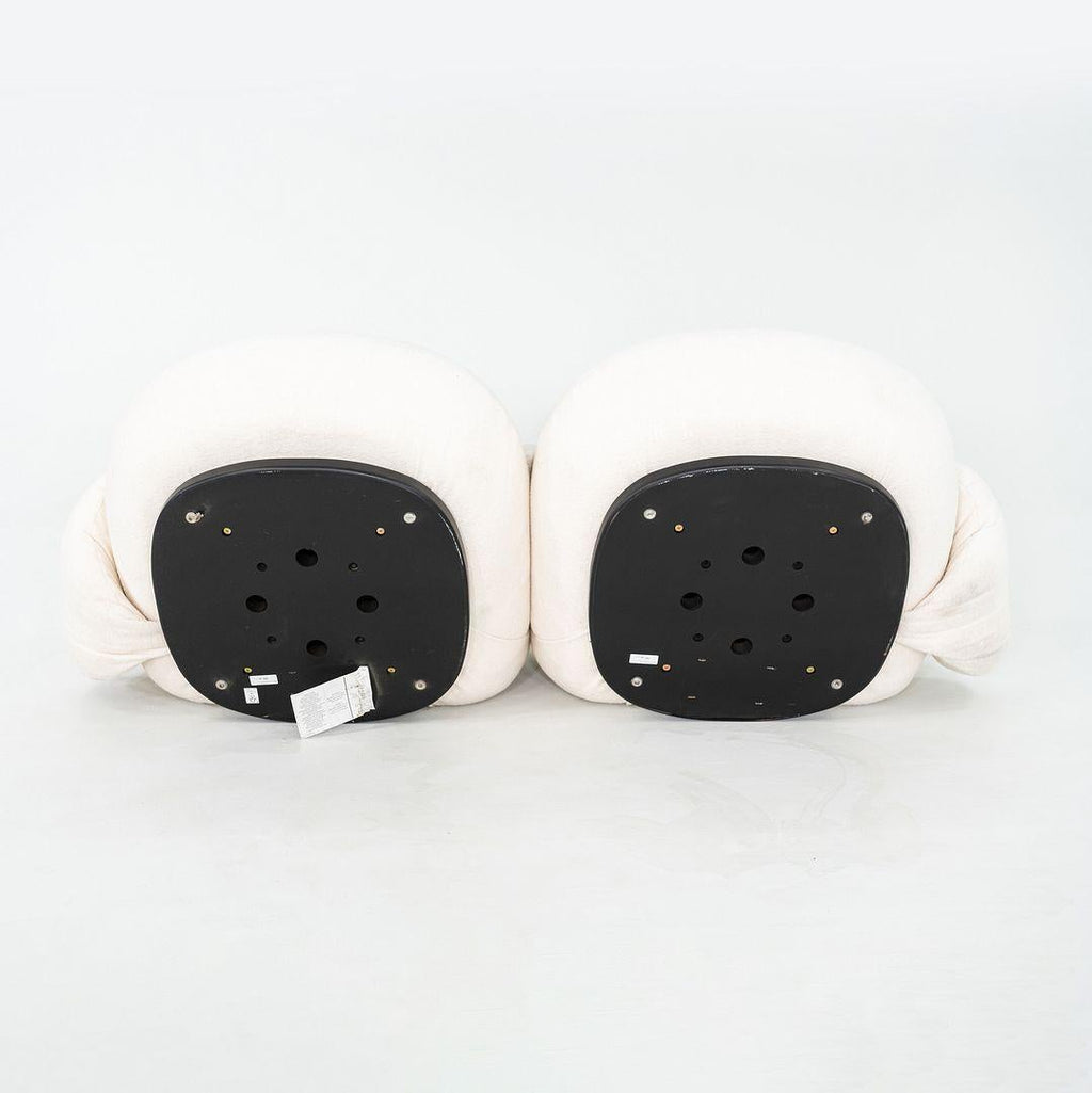 https://a.1stdibscdn.com/2023-pierre-paulin-for-gubi-pacha-module-two-seater-sofa-with-middle-armrest-for-sale-picture-9/56838182/f_449683121747134466332/f_44968312_9_master.jpg