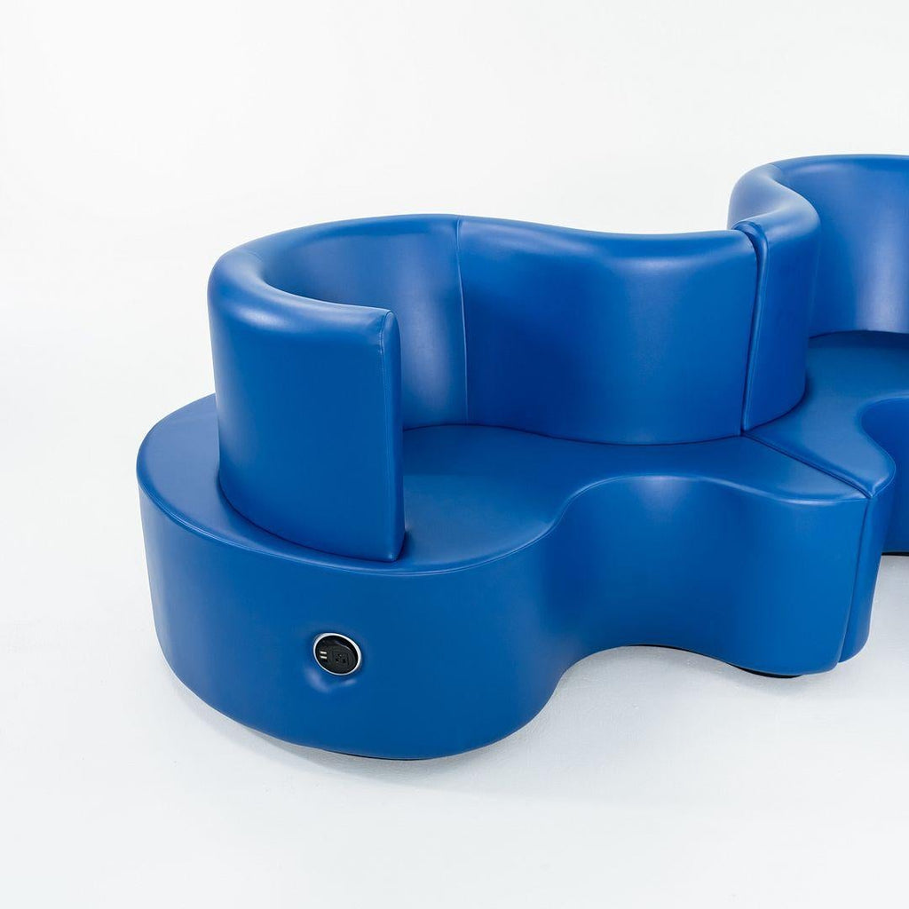 https://a.1stdibscdn.com/2024-verner-panton-for-verpan-cloverleaf-sofa-3-units-in-royal-blue-with-power-for-sale-picture-12/56838182/f_449684521747135473636/f_44968452_12_master.jpg