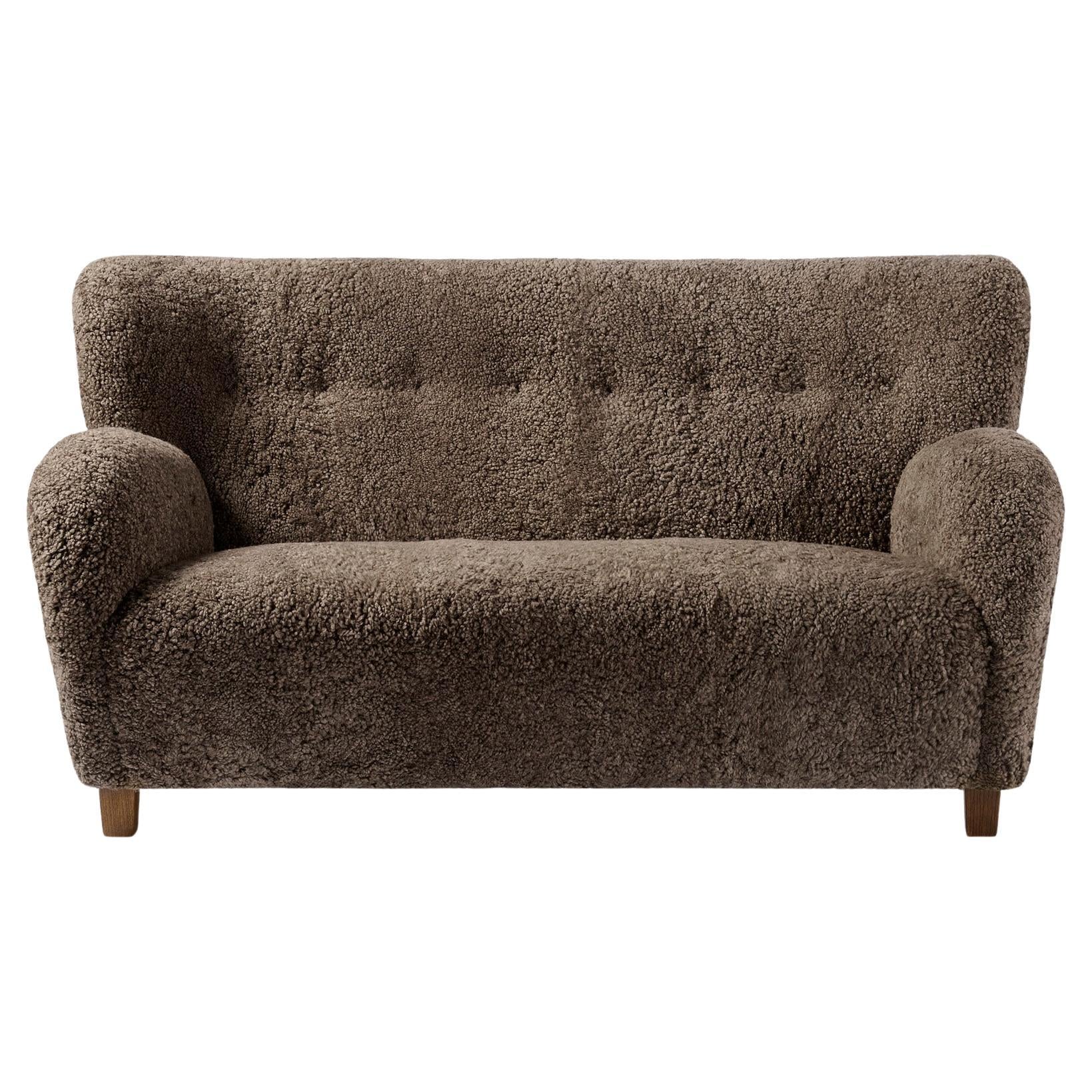 https://a.1stdibscdn.com/custom-made-sheepskin-karu-sofa-by-dagmar-for-sale/f_13332/f_449831521747076133832/f_44983152_1747076134398_bg_processed.jpg