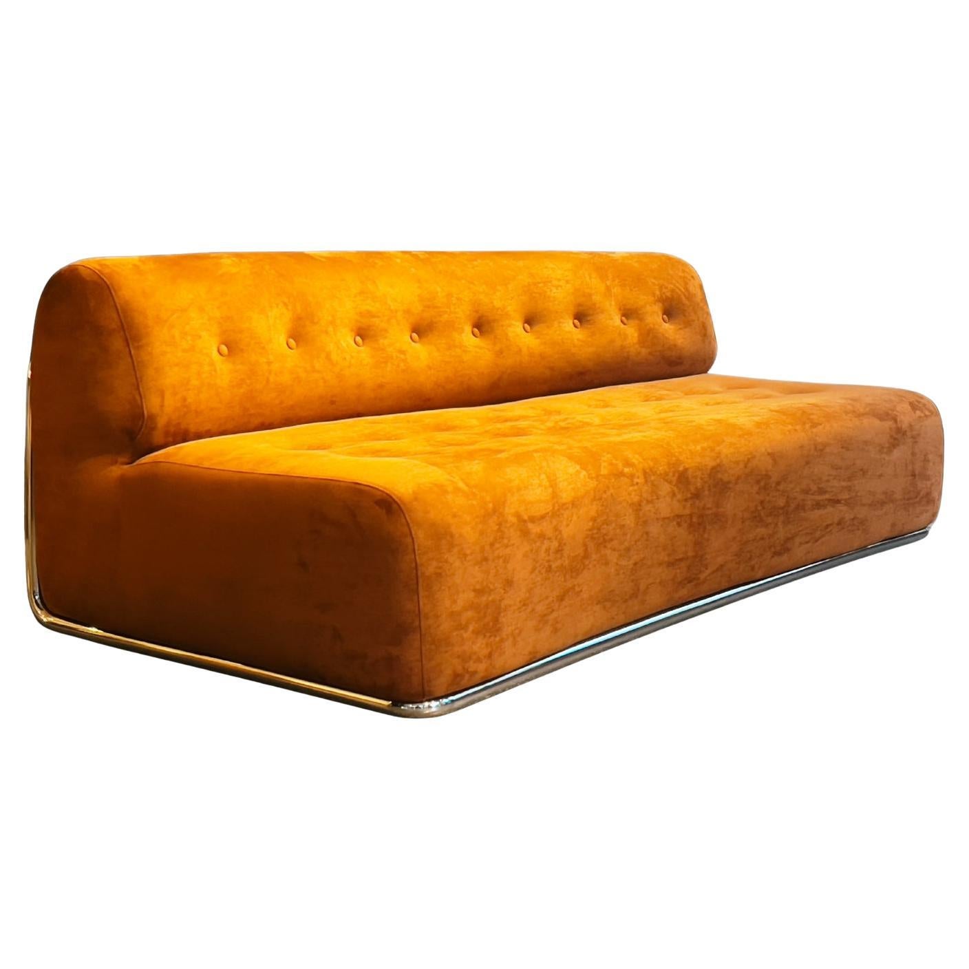 https://a.1stdibscdn.com/arianna-for-sale/f_58202/f_451345421747913564614/f_45134542_1747913565011_bg_processed.jpg