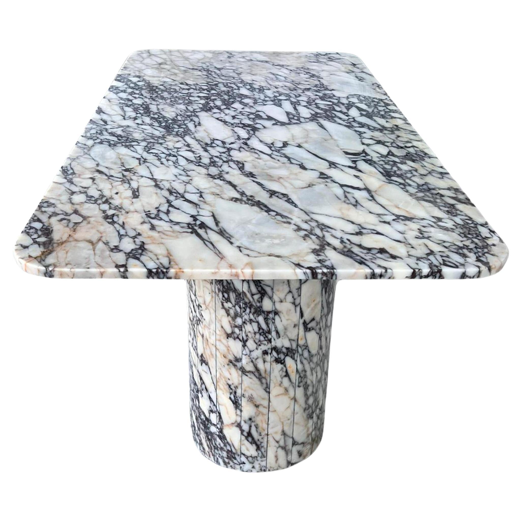 https://a.1stdibscdn.com/custom-calacatta-viola-marble-table-contemporary-design-premium-piece-for-sale/f_91932/f_462195821754911210317/f_45198102_1748344604436_bg_processed.jpg