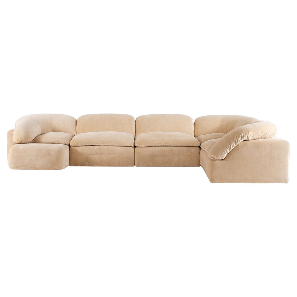 https://a.1stdibscdn.com/customizable-tacchini-butter-modular-sofa-by-faye-toogood-for-sale/f_44652/f_452315121748530796165/f_45231512_1748530796604_bg_processed.jpg