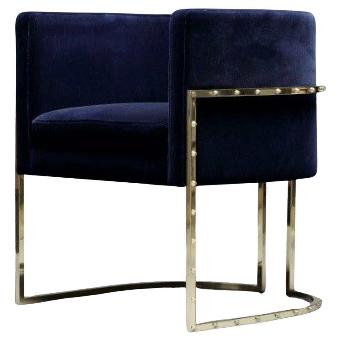 https://a.1stdibscdn.com/21st-century-julius-chair-studded-brass-by-duistt-for-sale/f_63222/f_456347121751029723386/f_45634712_1751029723614_bg_processed.jpg