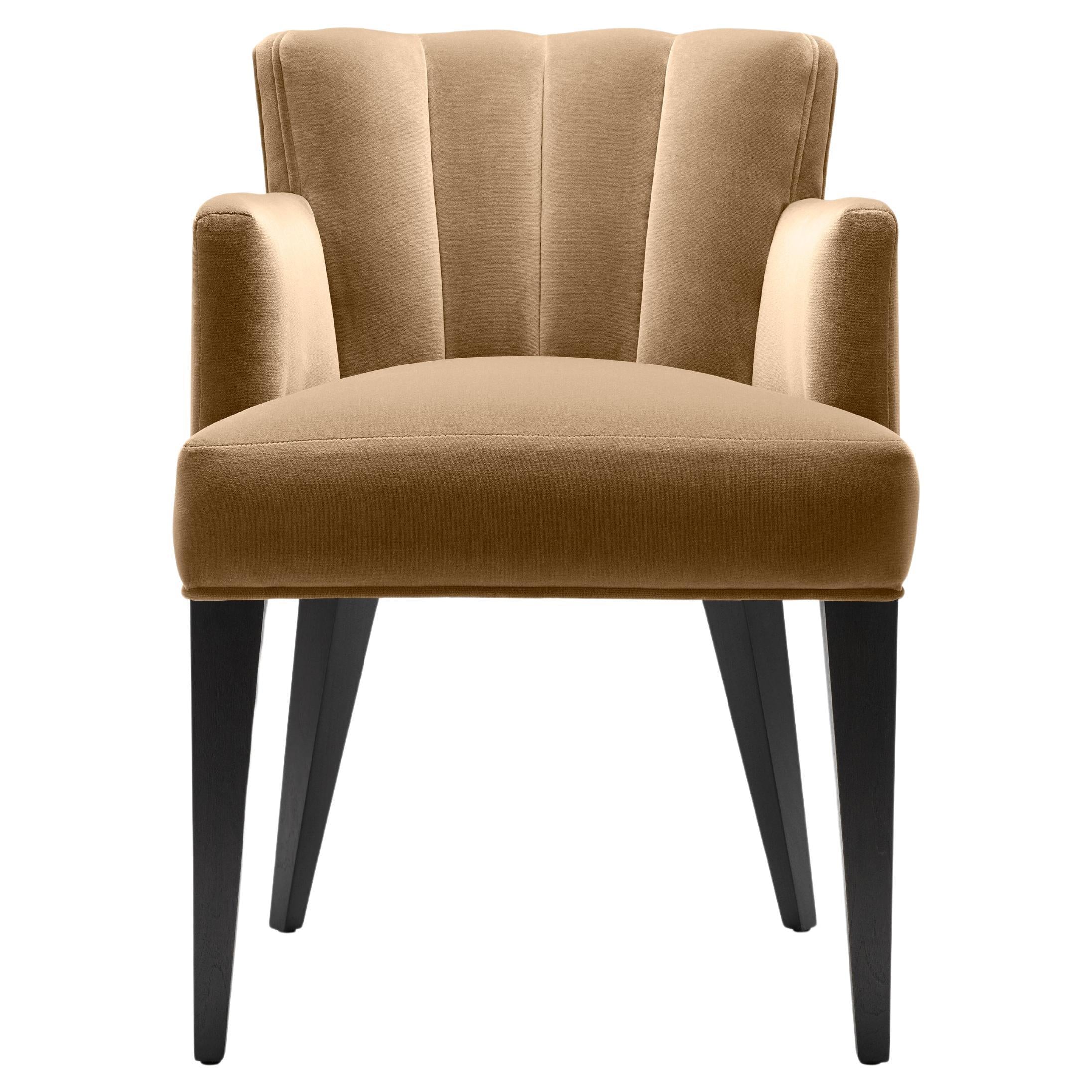 https://a.1stdibscdn.com/contemporary-isabella-carver-chair-in-mocha-cotton-velvet-with-black-walnut-legs-for-sale/f_27813/f_456677321751291894810/f_45667732_1751291895496_bg_processed.jpg