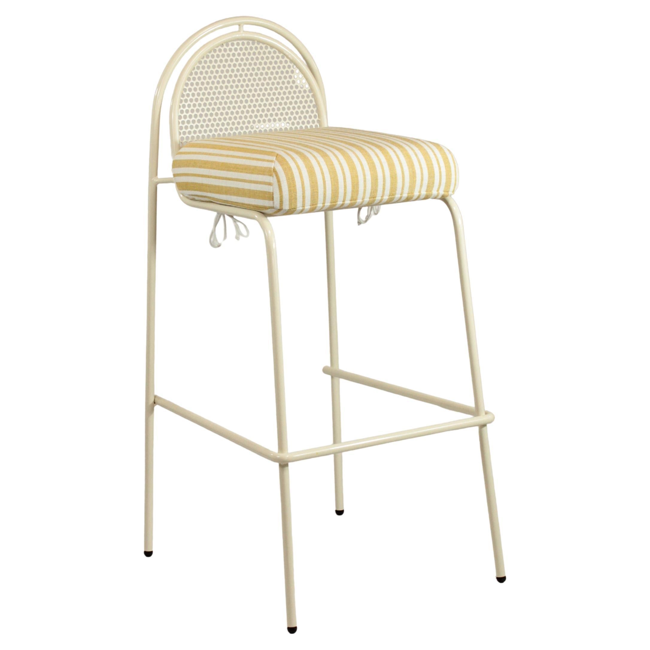 https://a.1stdibscdn.com/contemporary-riviera-bar-chair-in-lacquered-ivory-metal-for-outdoors-for-sale/f_40973/f_456965721751469435932/f_45696572_1751469436528_bg_processed.jpg