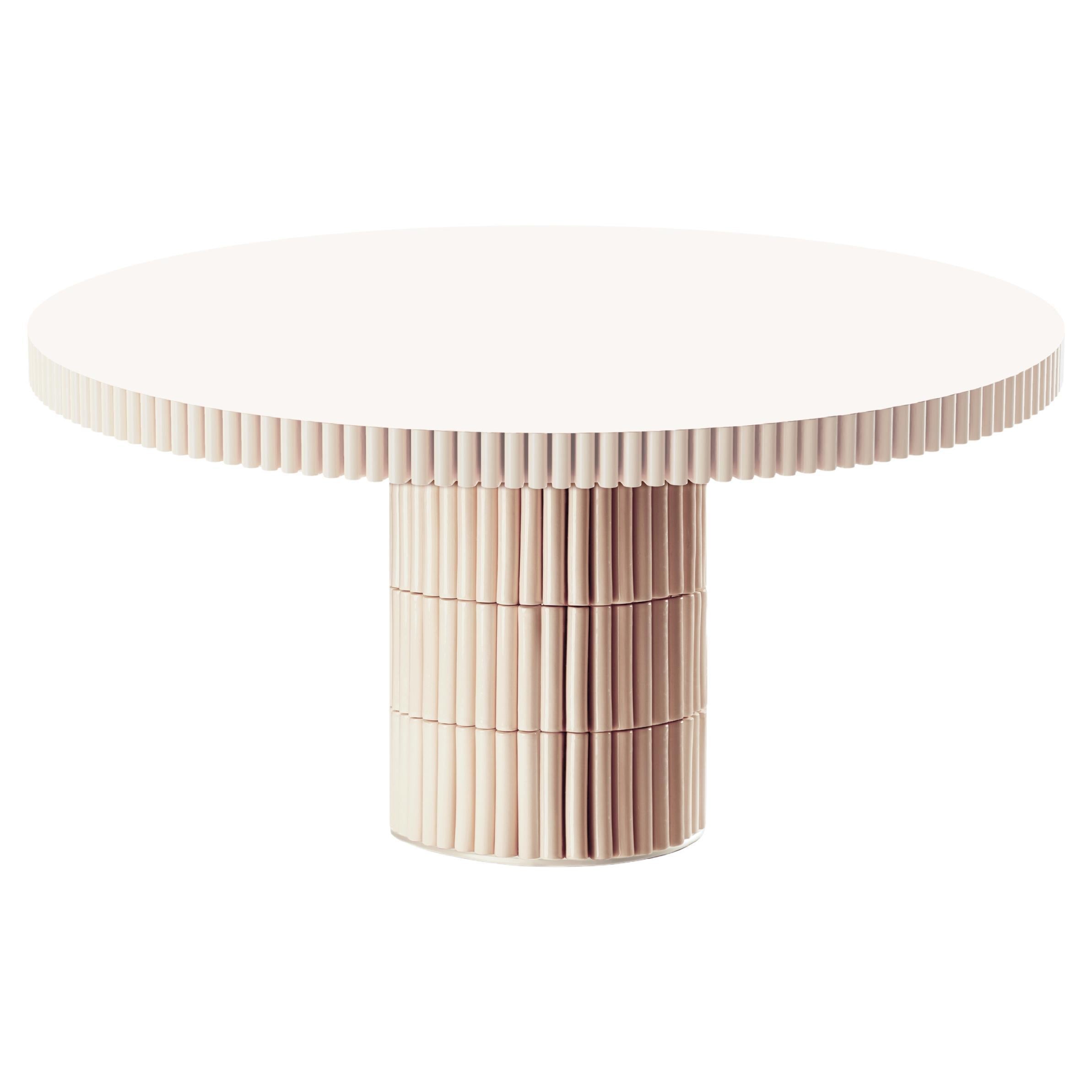 https://a.1stdibscdn.com/dooq-new-nouvelle-vague-dinner-table-in-white-d150cm-for-sale/f_54242/f_457835821751990224173/f_45783472_1751989785864_bg_processed.jpg