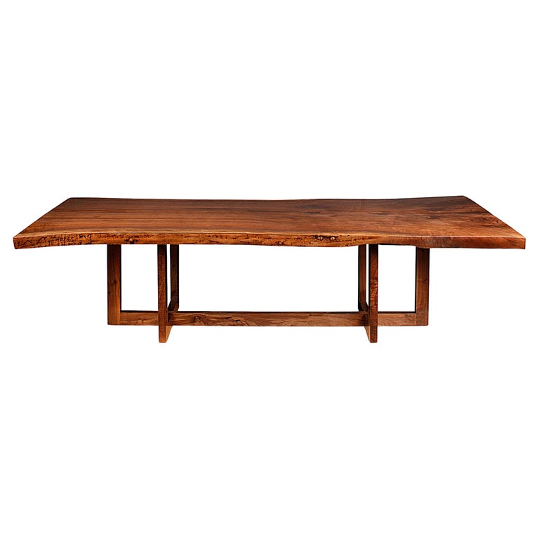 https://a.1stdibscdn.com/berlin-live-edge-walnut-slab-dining-table-by-craftsman-florian-roeper-for-sale/f_15542/f_458137221752157725296/f_45813722_1752157726026_bg_processed.jpg?width=768