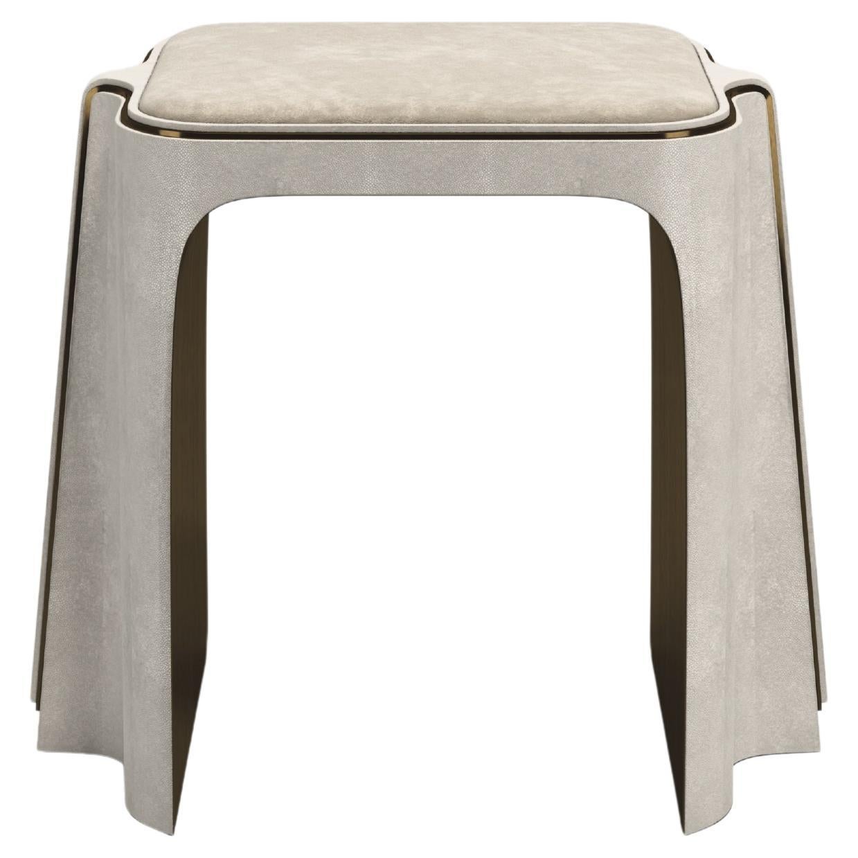 https://a.1stdibscdn.com/shagreen-stool-with-bronze-patina-brass-details-by-ry-augousti-for-sale/f_45491/f_458817821752564535846/f_45881782_1752564536109_bg_processed.jpg