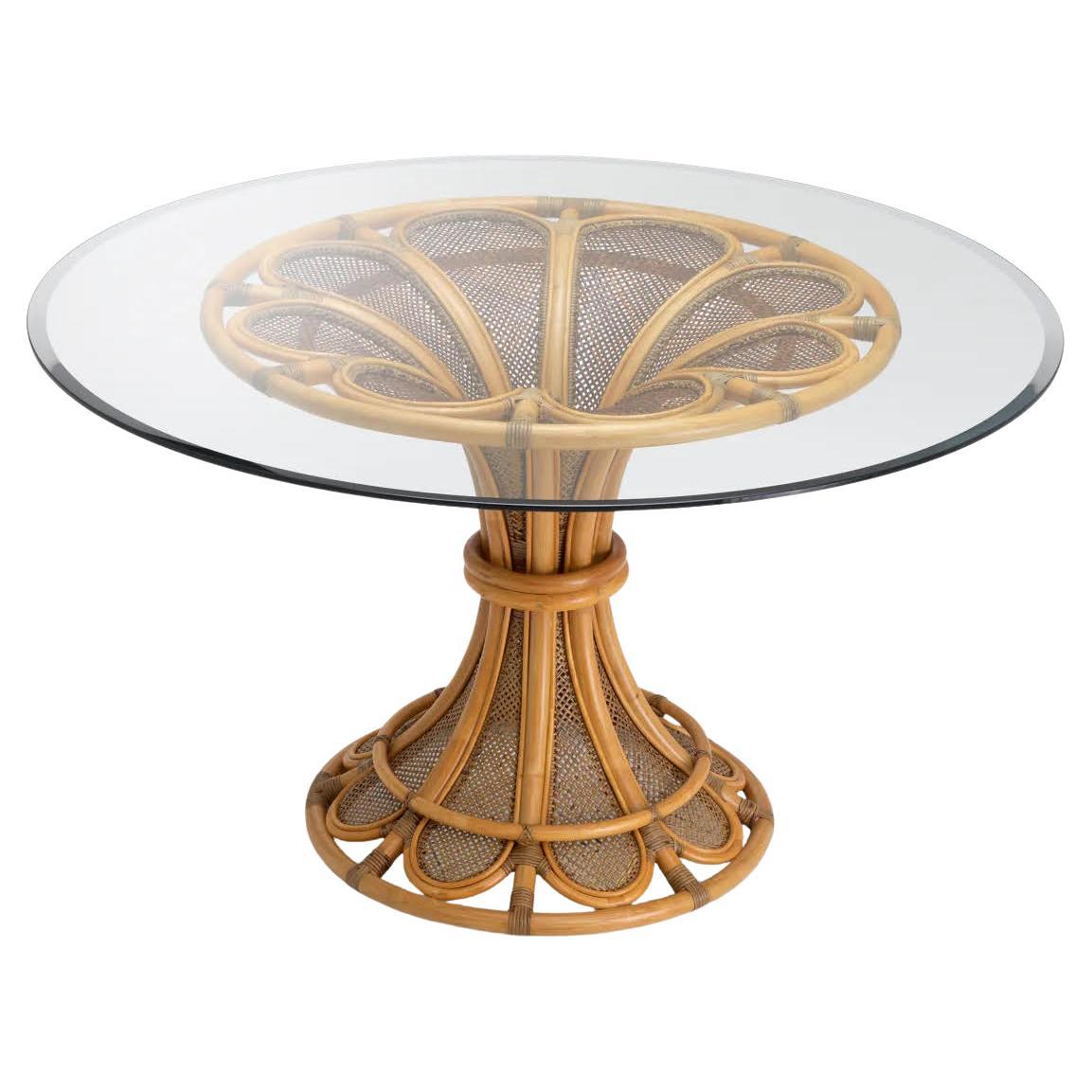 https://a.1stdibscdn.com/dining-table-natural-rattan-transparent-bevelled-glass-for-sale/f_15302/f_458853421752581457566/f_45885342_1752581457859_bg_processed.jpg
