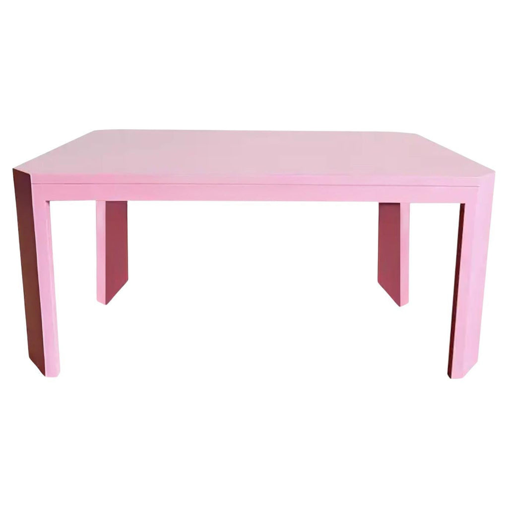 https://a.1stdibscdn.com/geometric-contemporary-pink-lacquered-dining-table-acento-for-sale/f_105132/f_459830821753270411201/f_45983082_1753270411495_bg_processed.jpg