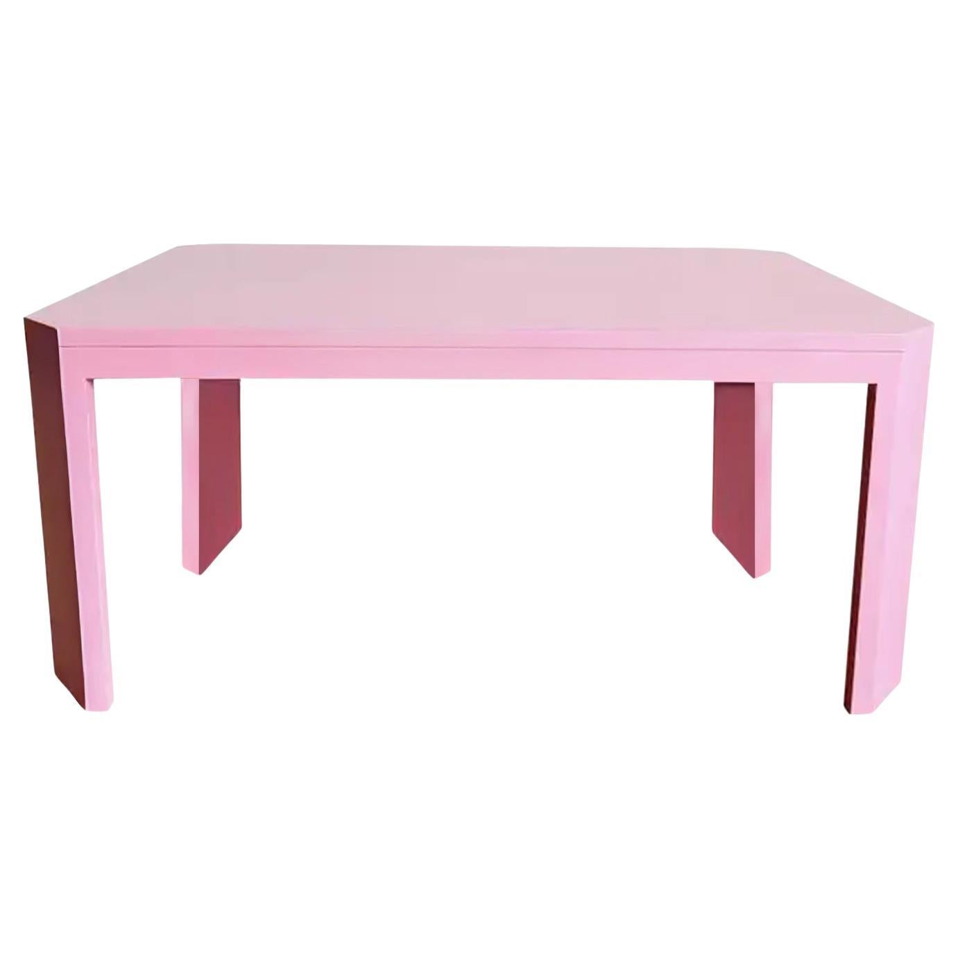 https://a.1stdibscdn.com/geometric-contemporary-pink-lacquered-dining-table-acento-for-sale/f_105132/f_459830821753270411201/f_45983082_1753270411495_bg_processed.jpg