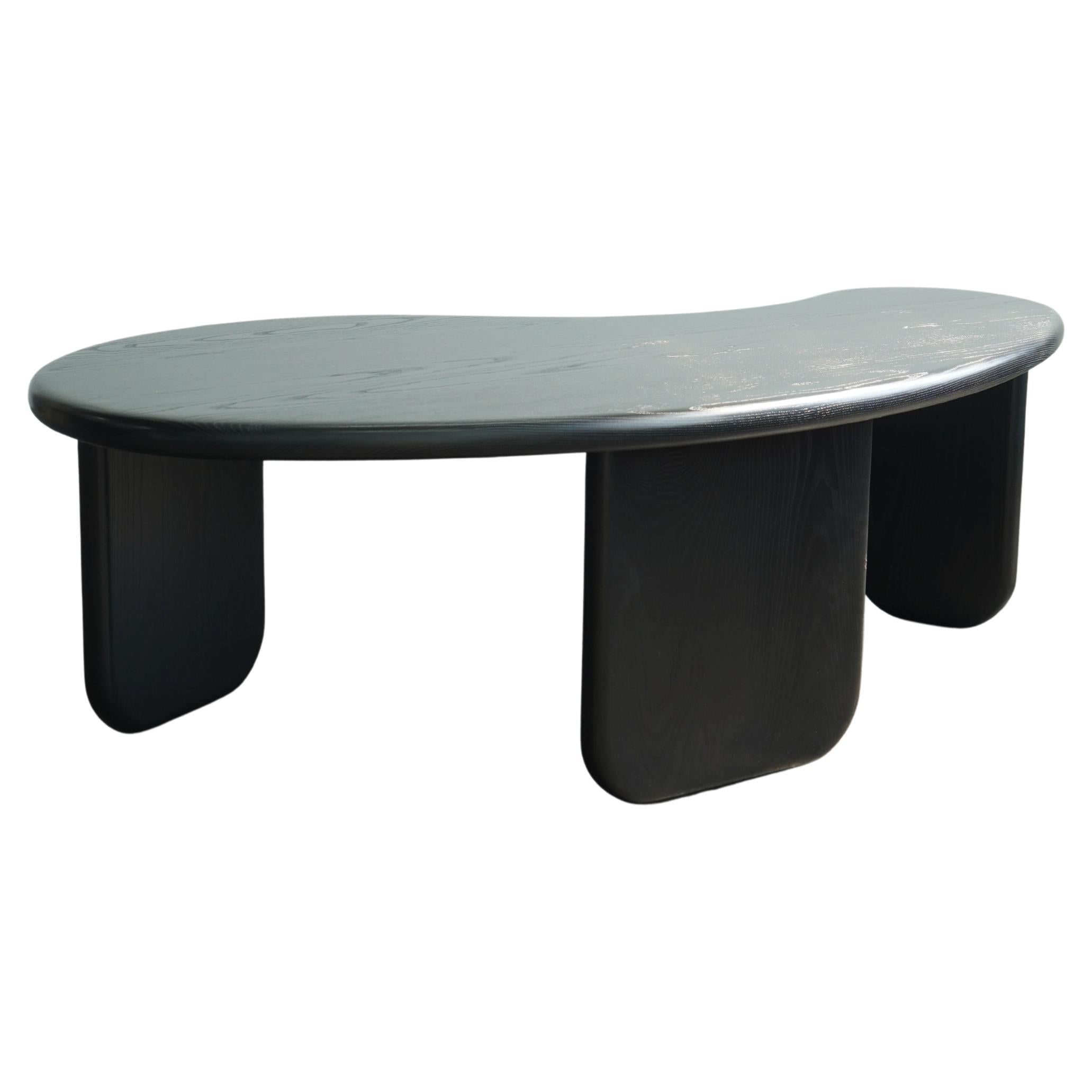 https://a.1stdibscdn.com/wave-organic-shaped-modern-coffee-table-by-last-workshop-black-ash-for-sale/f_73622/f_461239421754237895422/f_46123942_1754237895895_bg_processed.jpg