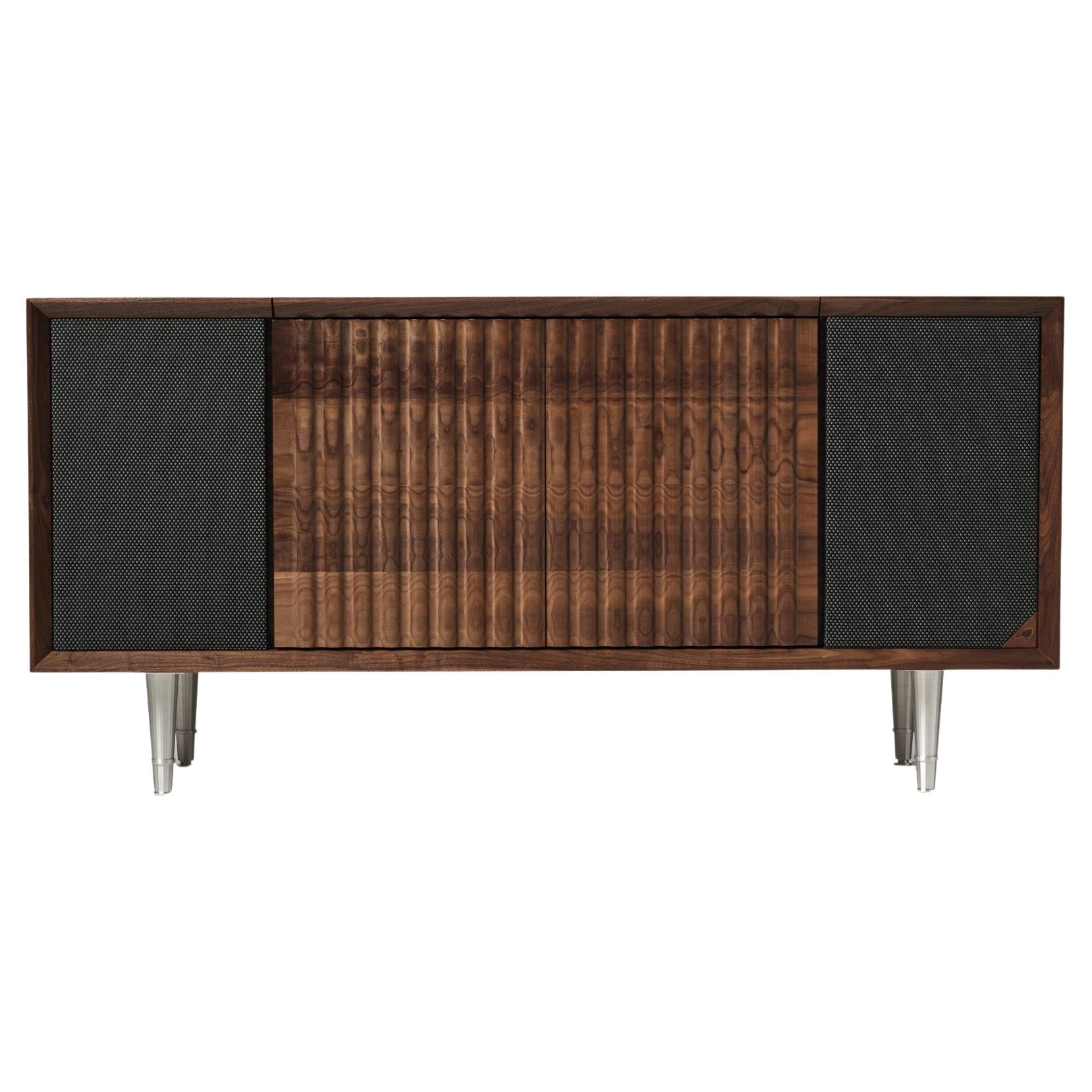 https://a.1stdibscdn.com/wrensilva-standard-record-player-console-in-natural-walnut-aluminum-for-sale/f_105212/f_461538421754417348805/f_46153842_1754417349231_bg_processed.jpg
