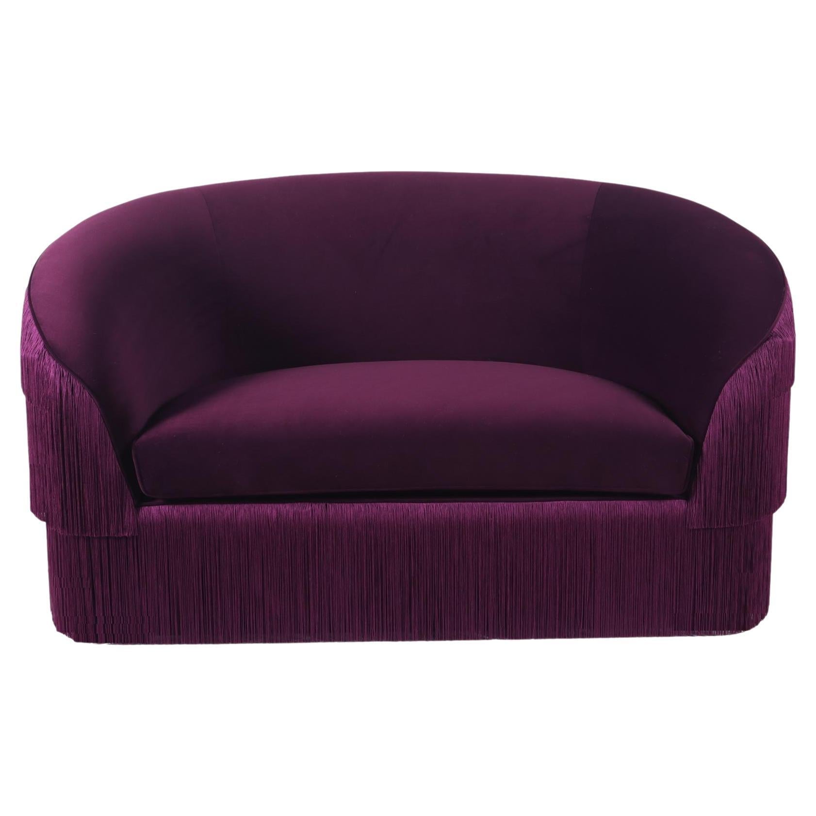 https://a.1stdibscdn.com/customizable-fringes-loveseat-by-munna-in-mulberry-velvet-for-sale/f_27693/f_461716821754543890680/f_46171682_1754543891123_bg_processed.jpg