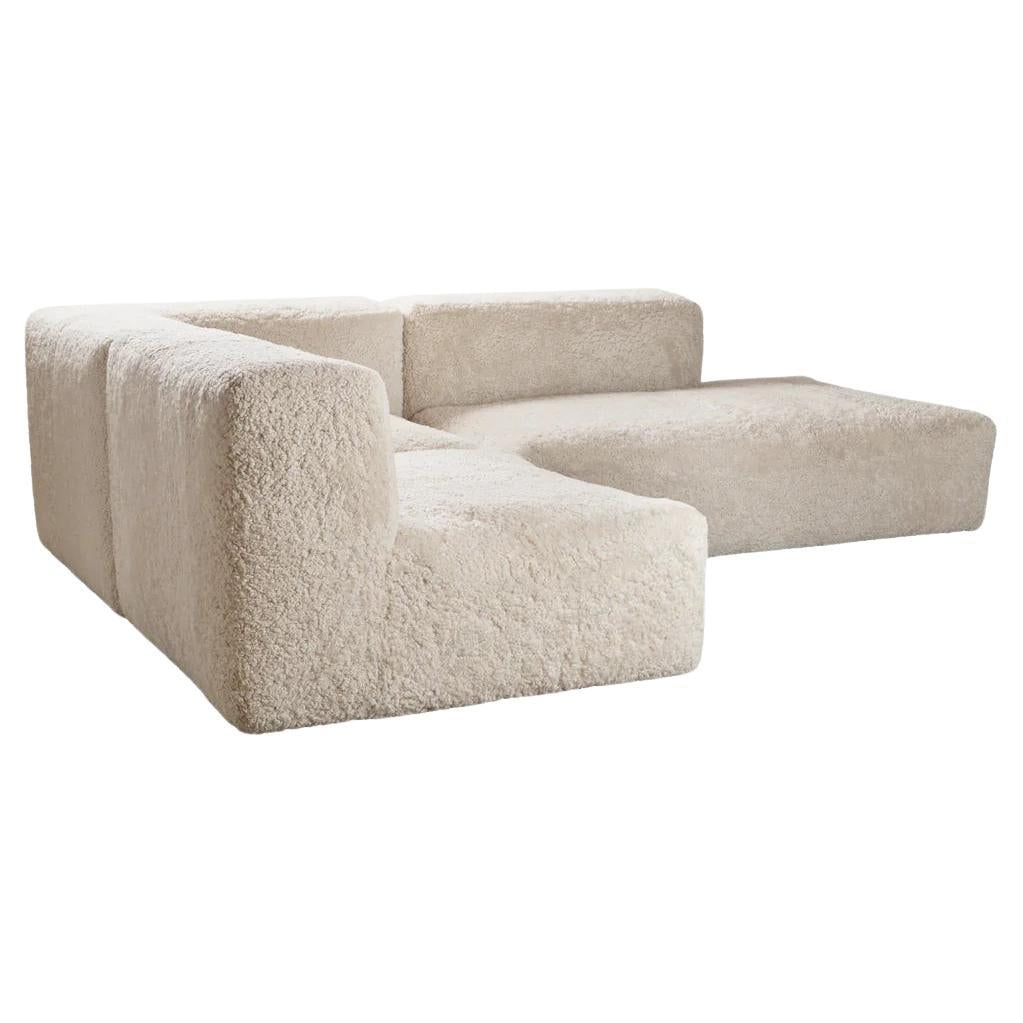 https://a.1stdibscdn.com/modular-sofa-in-new-zealand-curly-short-wool-sheepskin-denmark-21st-century-for-sale/f_98092/f_463268321755593834820/f_46326832_1755593835030_bg_processed.jpg