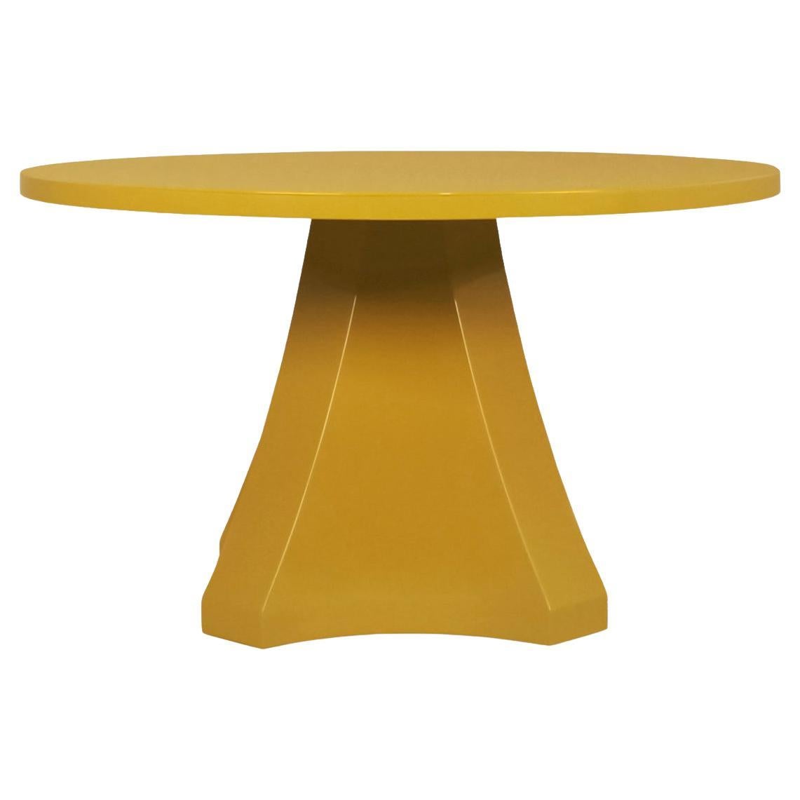 https://a.1stdibscdn.com/custom-lacquer-dining-table-featuring-faceted-geometric-pedestal-base-for-sale/f_27693/f_463400721755807733017/f_46340072_1755807733476_bg_processed.jpg