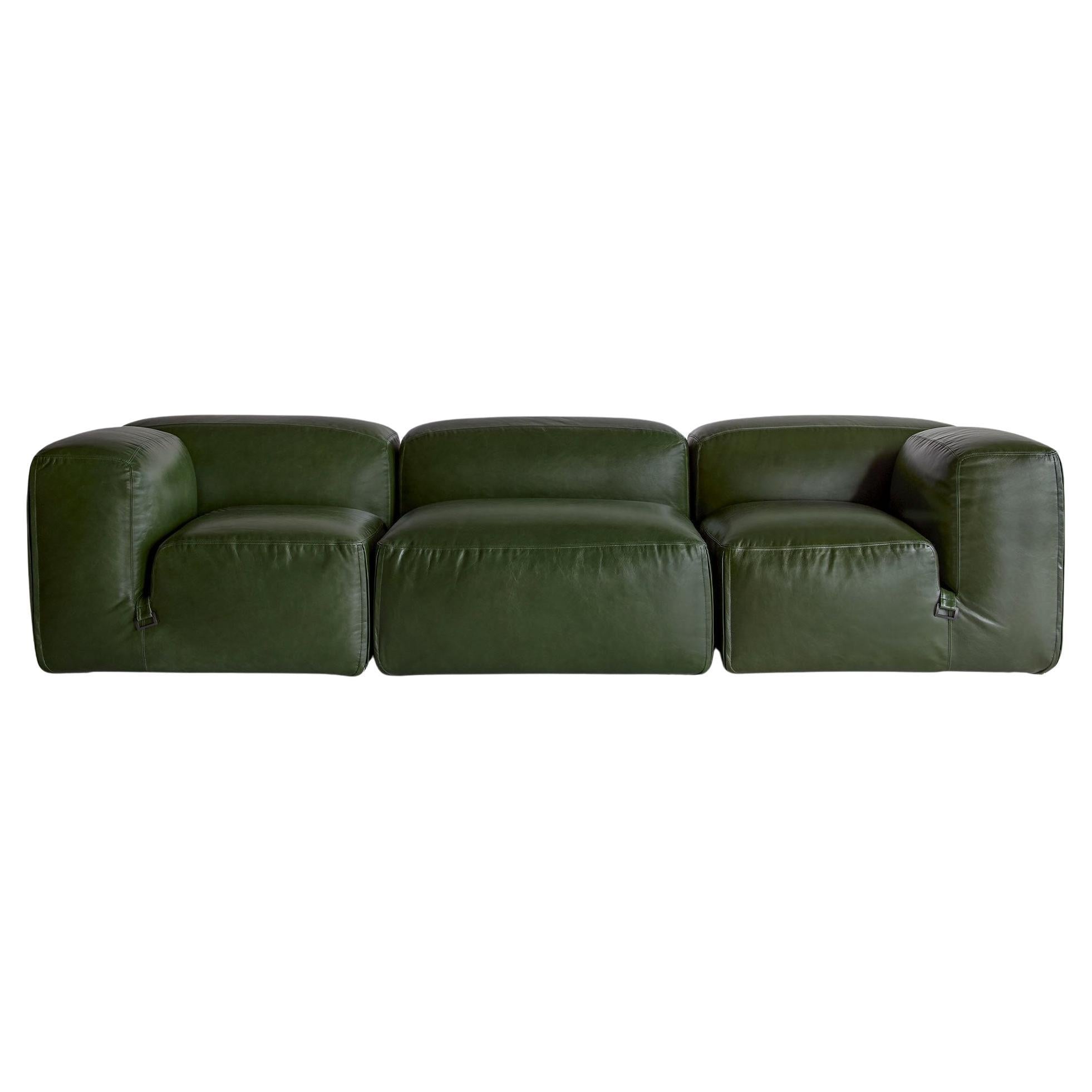 https://a.1stdibscdn.com/le-mura-sofa-in-leather-by-mario-bellini-for-tacchini-for-sale/f_105752/f_463488921755718852795/f_46348892_1755718853222_bg_processed.jpg