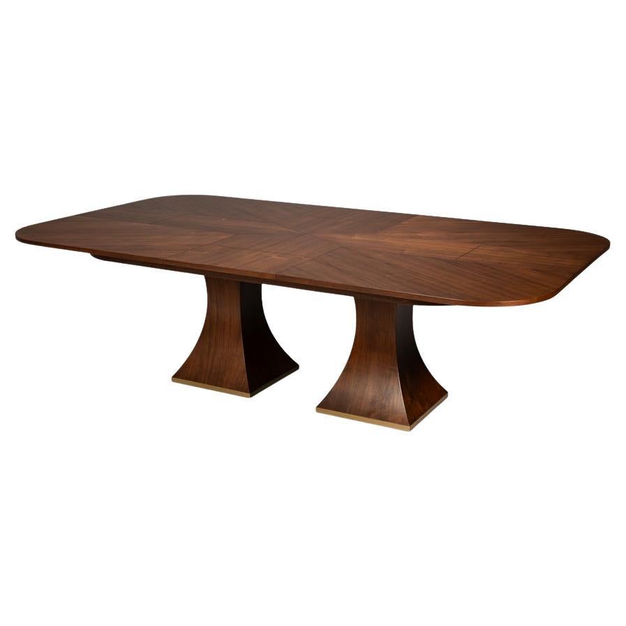 https://a.1stdibscdn.com/rectangular-walnut-dining-table-for-sale/f_8038/f_463506121755732739702/f_46350612_1755732740072_bg_processed.jpg