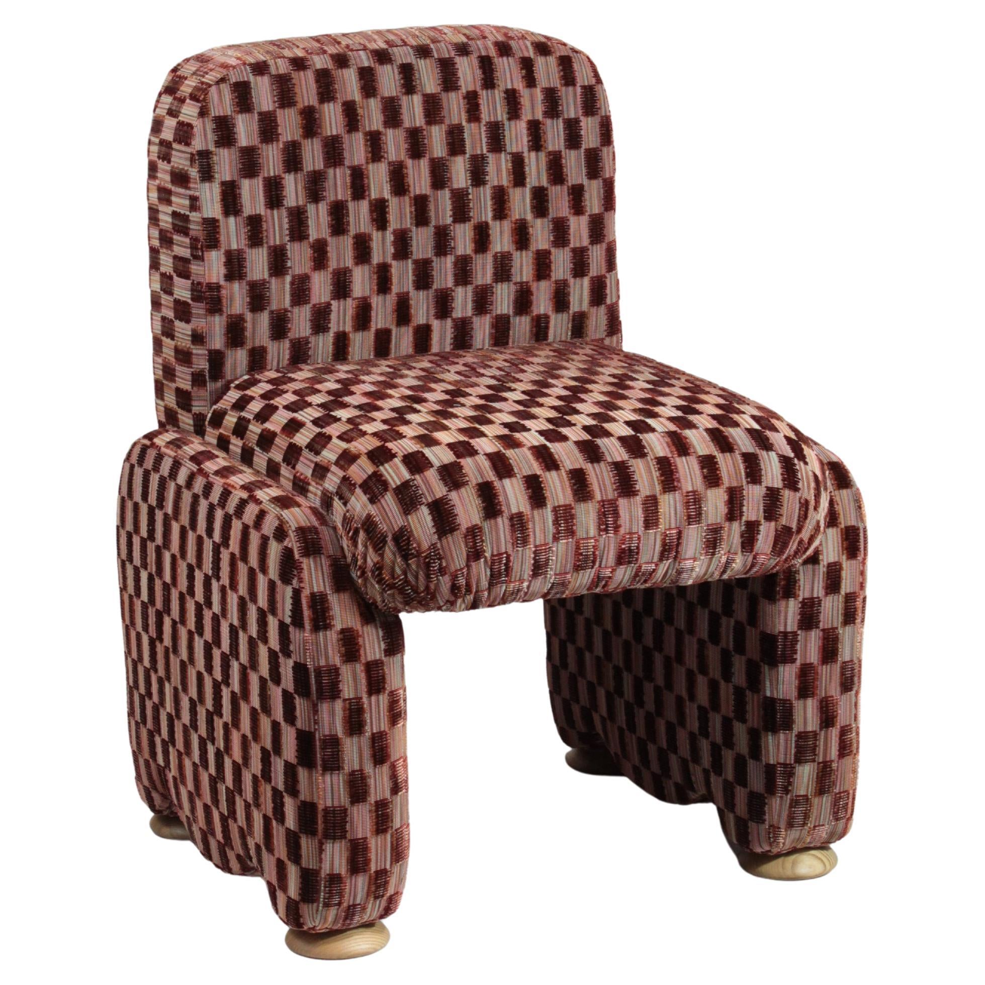 https://a.1stdibscdn.com/dooq-cindy-chair-withou-arms-in-red-fabric-for-sale/f_54242/f_464198221756217878174/f_46419822_1756217878898_bg_processed.jpg