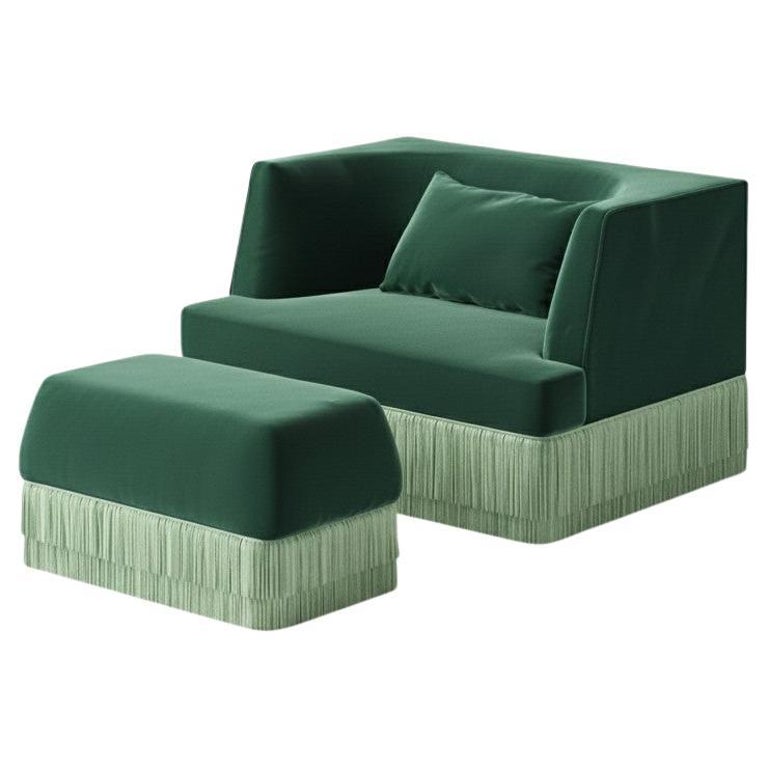 https://a.1stdibscdn.com/alcove-armchair-and-ottoman-in-deep-teal-velvet-with-blue-haze-fringes-for-sale/f_27693/f_465827721759704195782/f_46582772_1759704195947_bg_processed.jpg?width=768