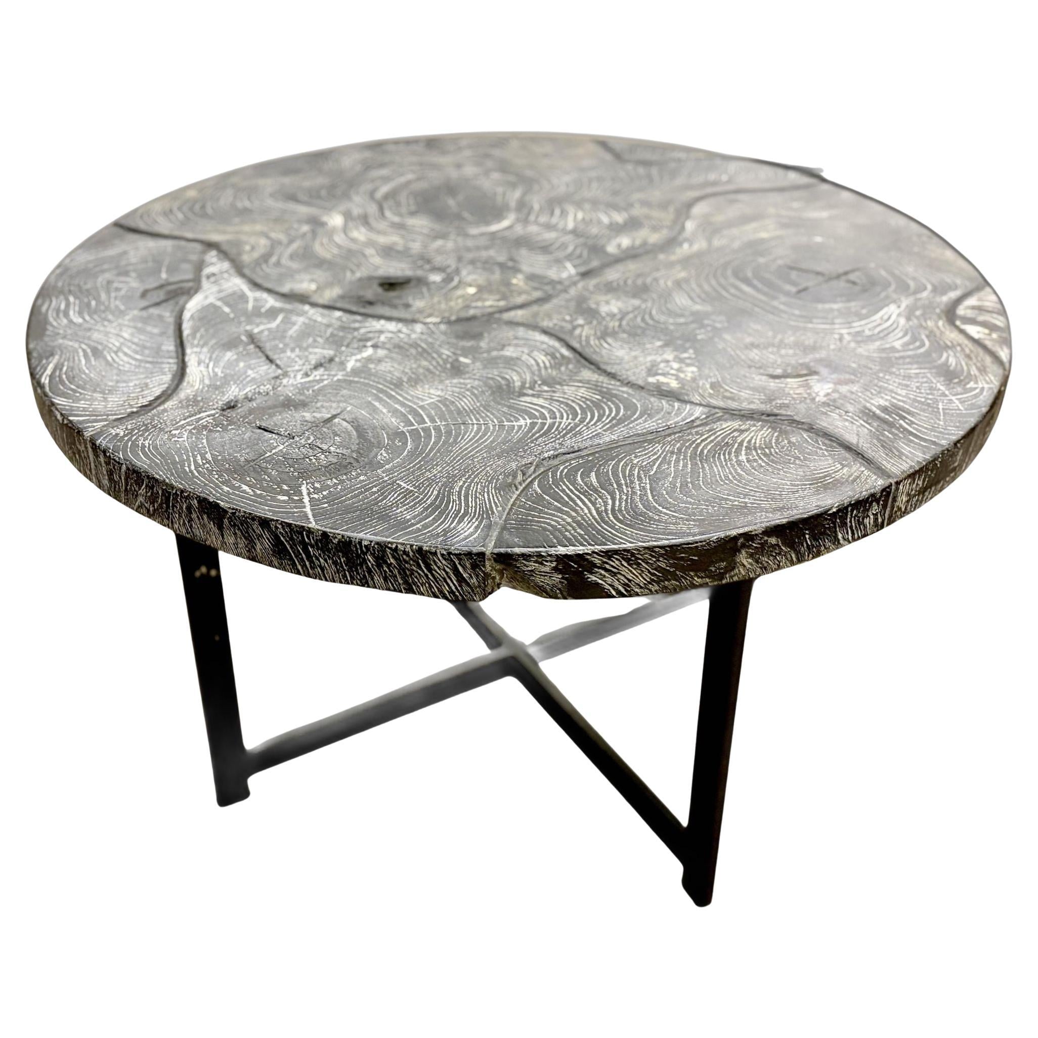 https://a.1stdibscdn.com/organic-modern-round-black-coffee-table-special-lacquered-suar-wood-idn-2025-for-sale/f_15532/f_465996321760370865467/f_46599632_1760370866083_bg_processed.jpg
