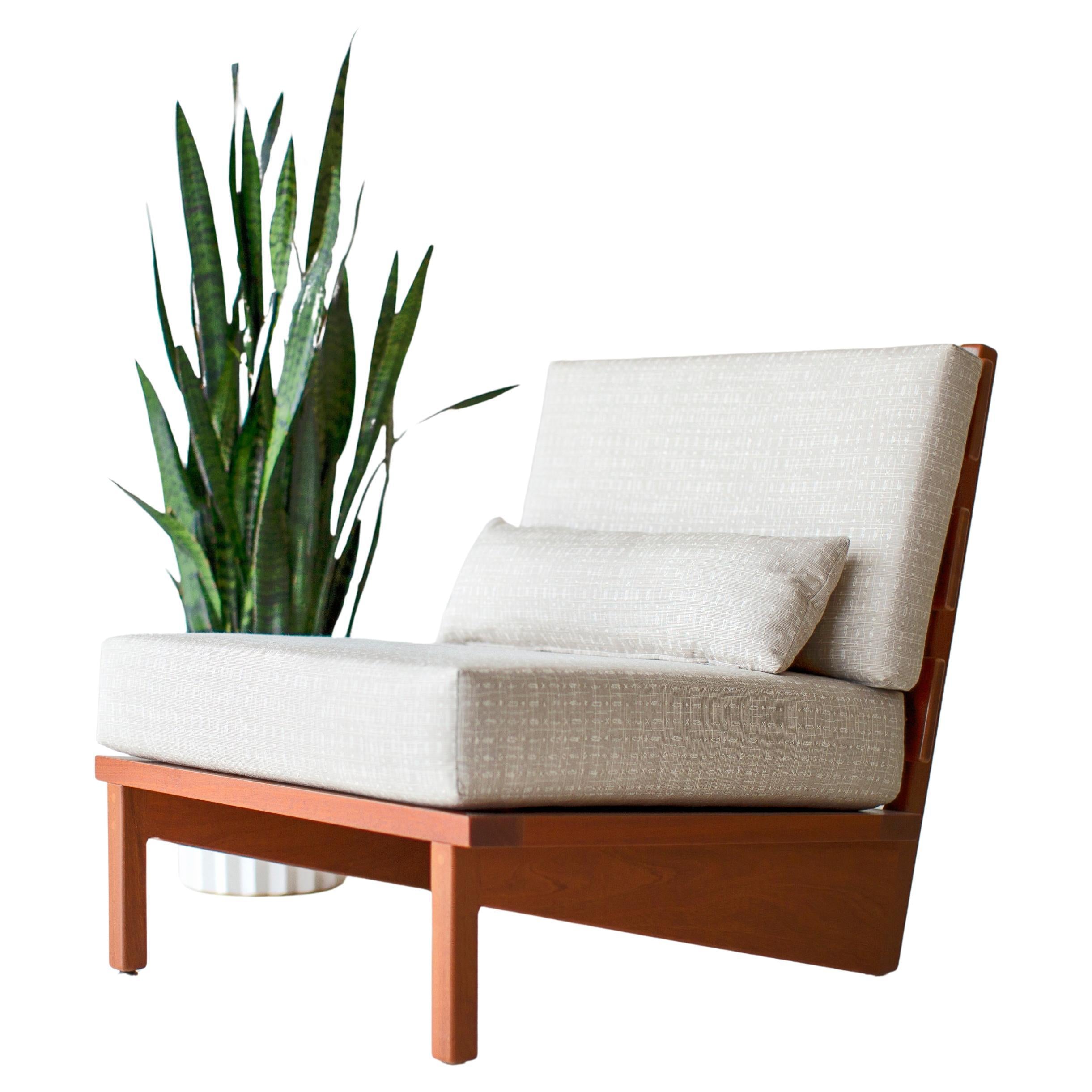 https://a.1stdibscdn.com/bertu-outdoor-chair-sutton-slatted-patio-chair-natural-mahogany-for-sale/f_9720/f_466090821757515478960/f_46609082_1757515479814_bg_processed.jpg