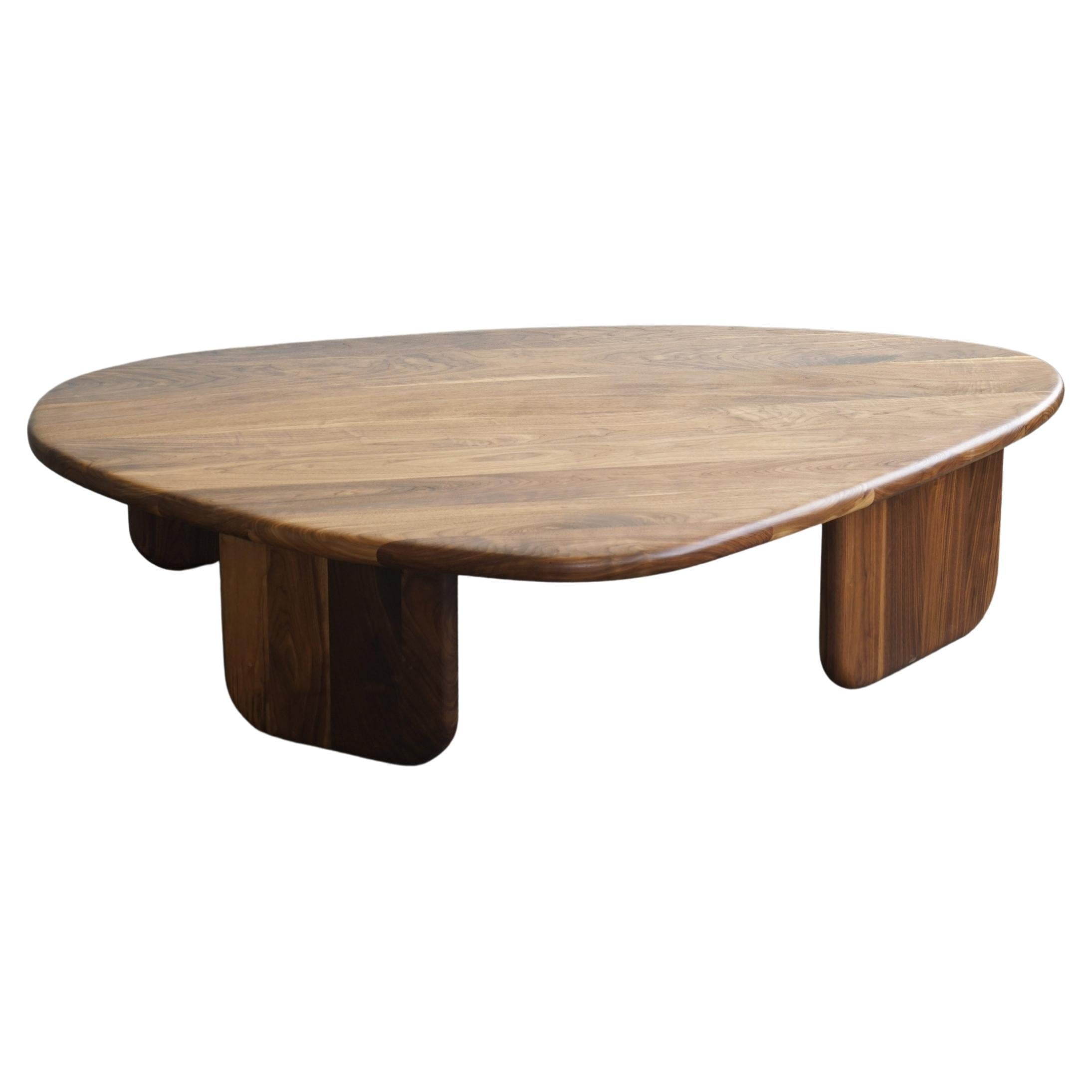 https://a.1stdibscdn.com/organic-3-modern-coffee-table-by-last-workshop-walnut-for-sale/f_73622/f_466581321757882584115/f_46658132_1757882584659_bg_processed.jpg