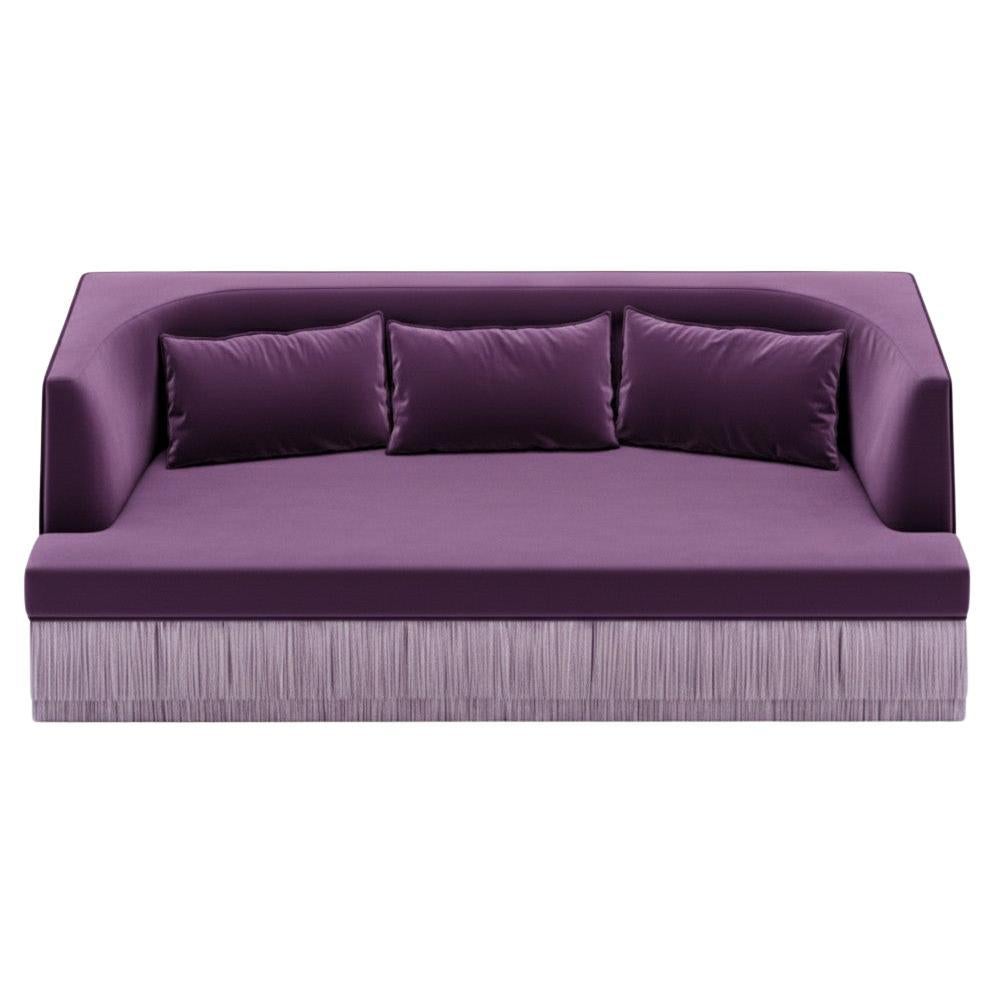 https://a.1stdibscdn.com/alcove-linear-sofa-in-alpaca-velvet-with-fringe-skirt-sidani-design-for-sale/f_27693/f_466668621759533783411/f_46666862_1759533783606_bg_processed.jpg