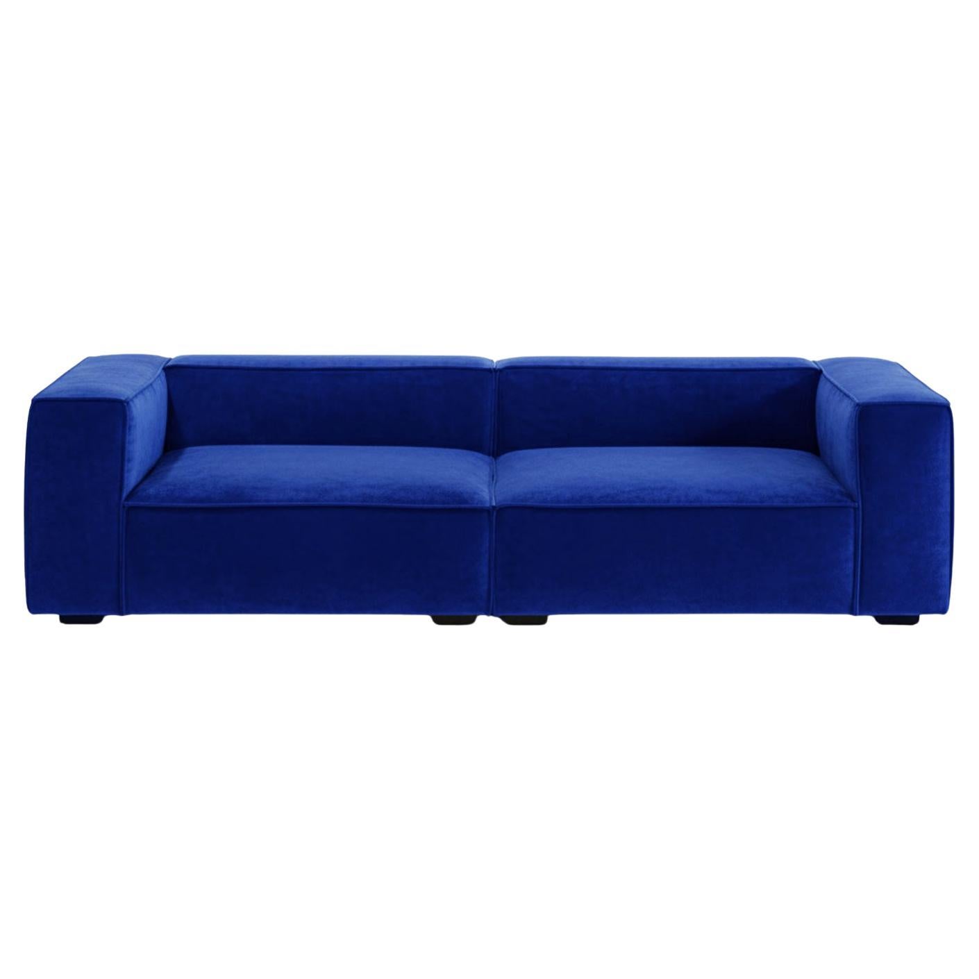 https://a.1stdibscdn.com/contemporary-blue-velvet-sofa-arraigo-for-sale/f_105132/f_466713021757948078770/f_46671302_1757948078975_bg_processed.jpg