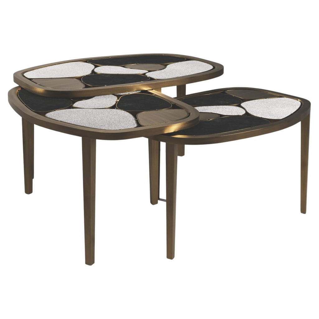 https://a.1stdibscdn.com/shagreen-quartz-onyx-nesting-coffee-tables-with-brass-details-by-kifu-paris-for-sale/f_45491/f_468170221758852281195/f_46817022_1758852281535_bg_processed.jpg