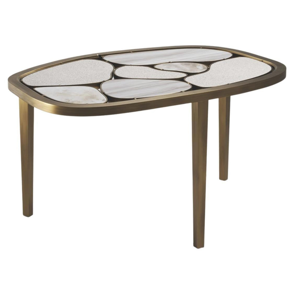 https://a.1stdibscdn.com/shagreen-quartz-onyx-nesting-coffee-table-with-brass-details-by-kifu-paris-for-sale/f_45491/f_468170321758853273017/f_46817032_1758853273276_bg_processed.jpg