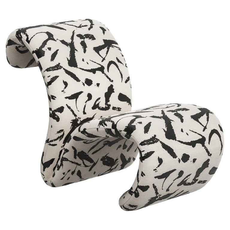https://a.1stdibscdn.com/modern-vitoria-lounge-chair-dedar-velvet-handmade-in-portugal-by-greenapple-for-sale/f_53532/f_468587521759168905034/f_46858752_1759168905969_bg_processed.jpg?width=768