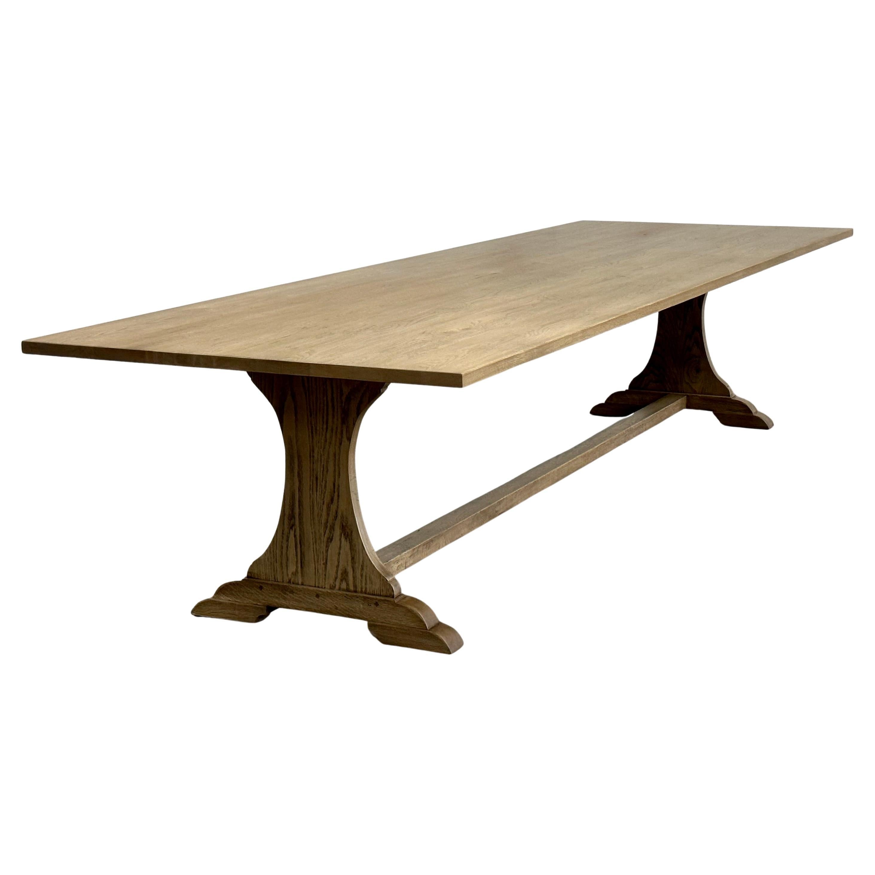 https://a.1stdibscdn.com/custom-carina-dining-table-made-from-flat-sawn-oak-for-sale/f_8065/f_469636021759915800994/f_46963602_1759915801813_bg_processed.jpg