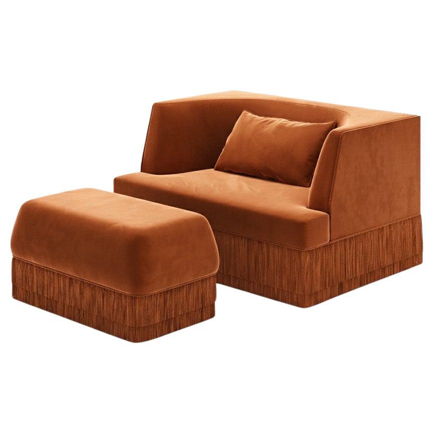 https://a.1stdibscdn.com/alcove-fringe-sofa-with-ottoman-linear-form-fringed-base-by-sidani-design-for-sale/f_27693/f_471261921761002217743/f_47126192_1761002217876_bg_processed.jpg