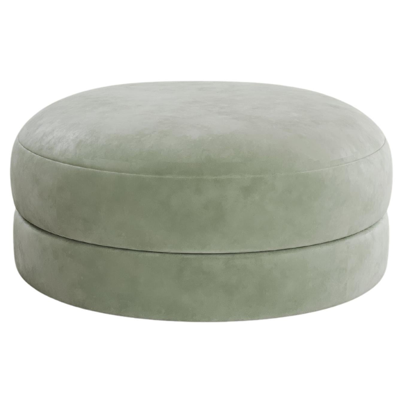 https://a.1stdibscdn.com/paloma-editions-palace-ottoman-rubelli-cotton-velvet-for-sale/f_106592/f_471295821761037066098/f_47129582_1761037066354_bg_processed.jpg