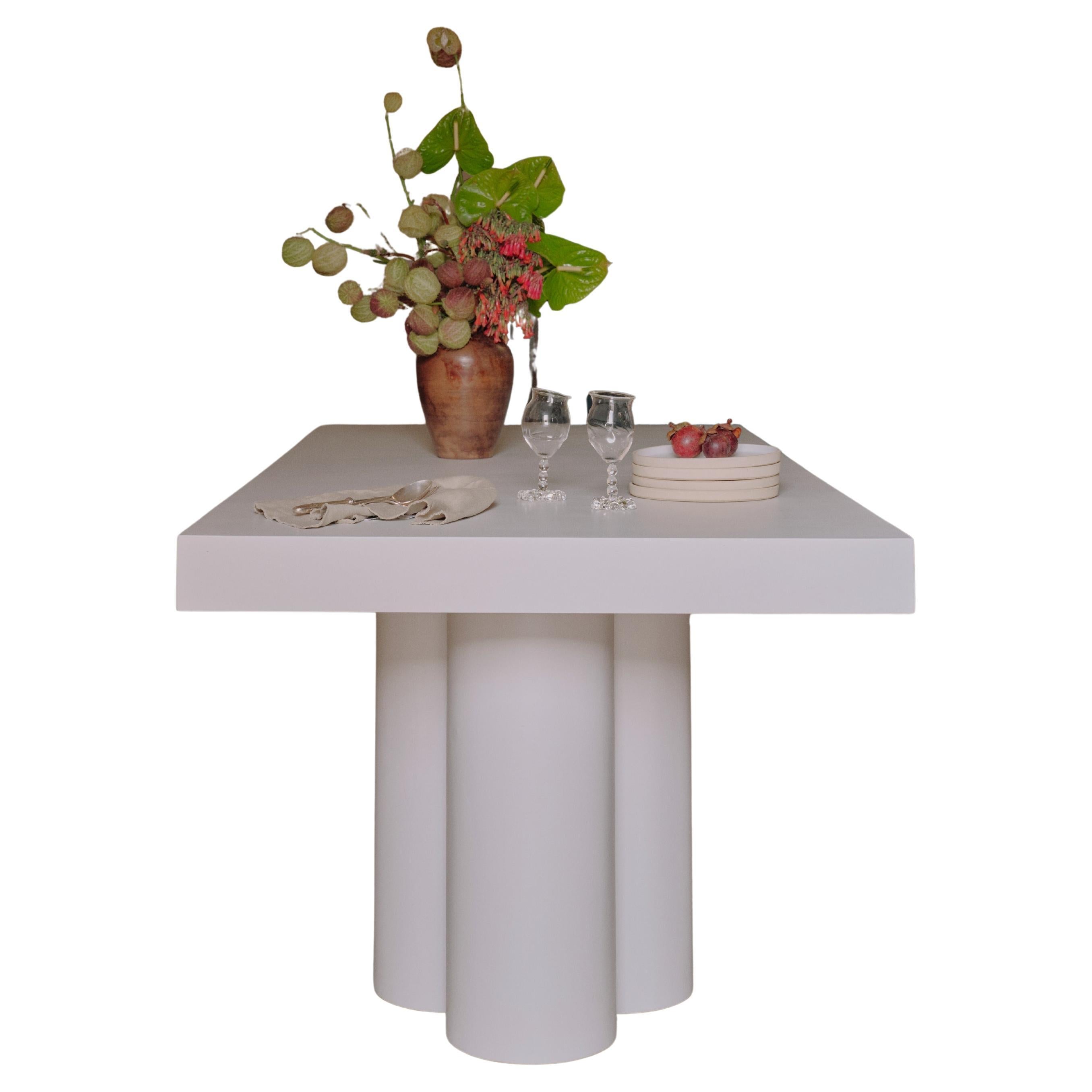 https://a.1stdibscdn.com/bellini-microcement-dining-table-by-marlot-baus-for-sale/f_106442/f_471332421761057087339/f_47133242_1761057088147_bg_processed.jpg
