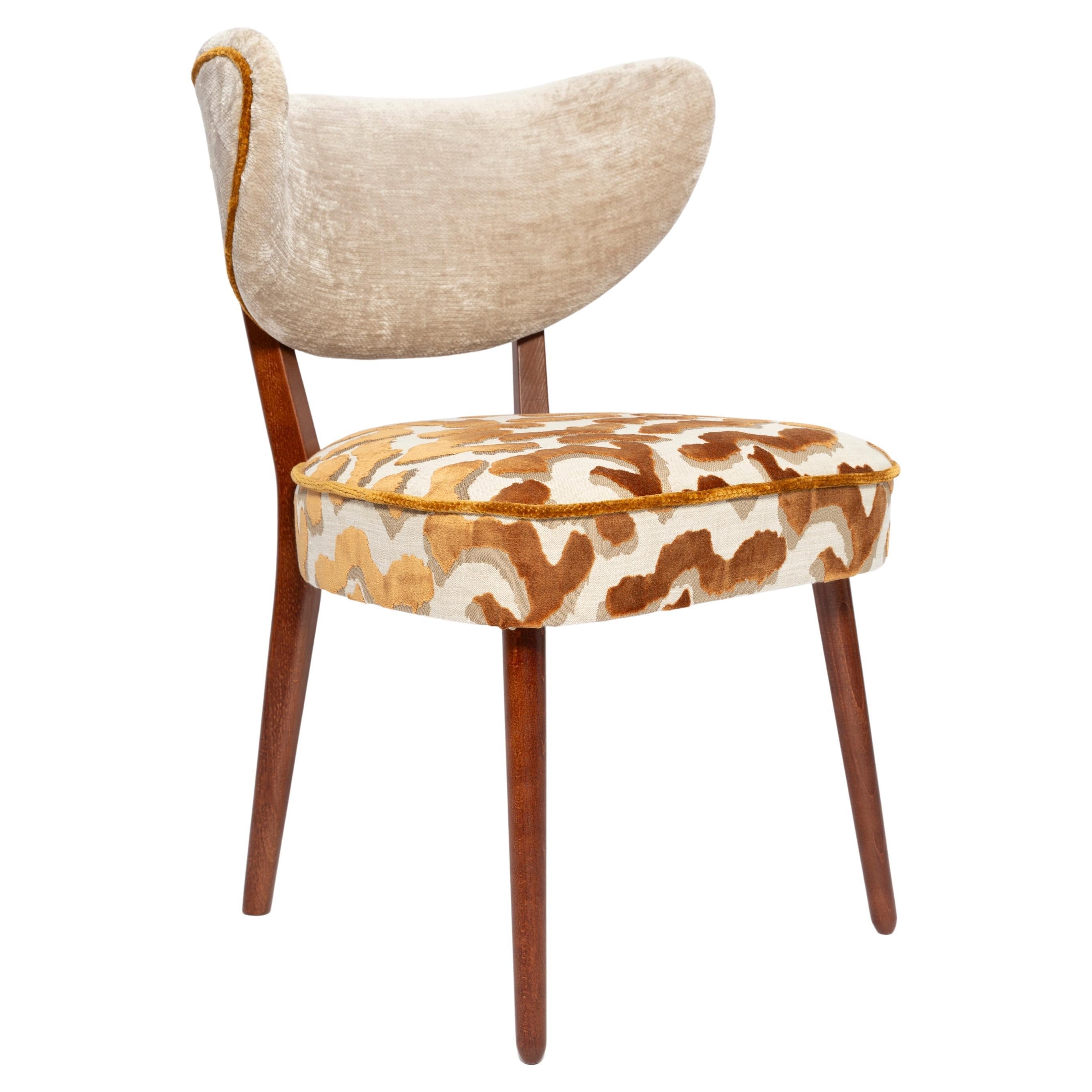 https://a.1stdibscdn.com/vintola-studio-dining-chair-casamance-nimbus-leopard-fabric-europe-poland-for-sale/f_34023/f_471467421761133223655/f_47146742_1761133224648_bg_processed.jpg