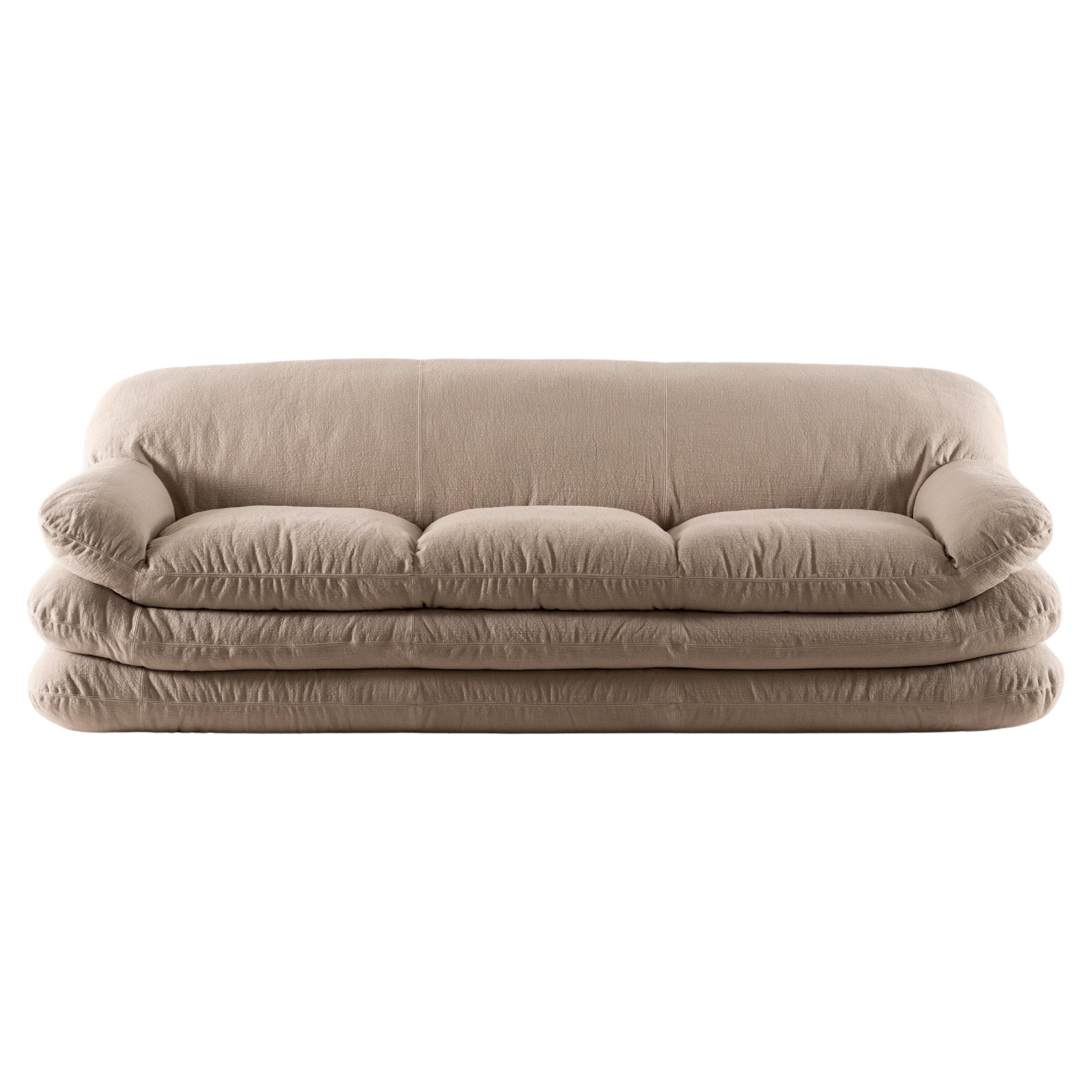 https://a.1stdibscdn.com/solar-sofa-by-faye-toogood-tacchini-italia-for-sale/f_106142/f_472540621761685252152/f_47254062_1761685252952_bg_processed.jpg