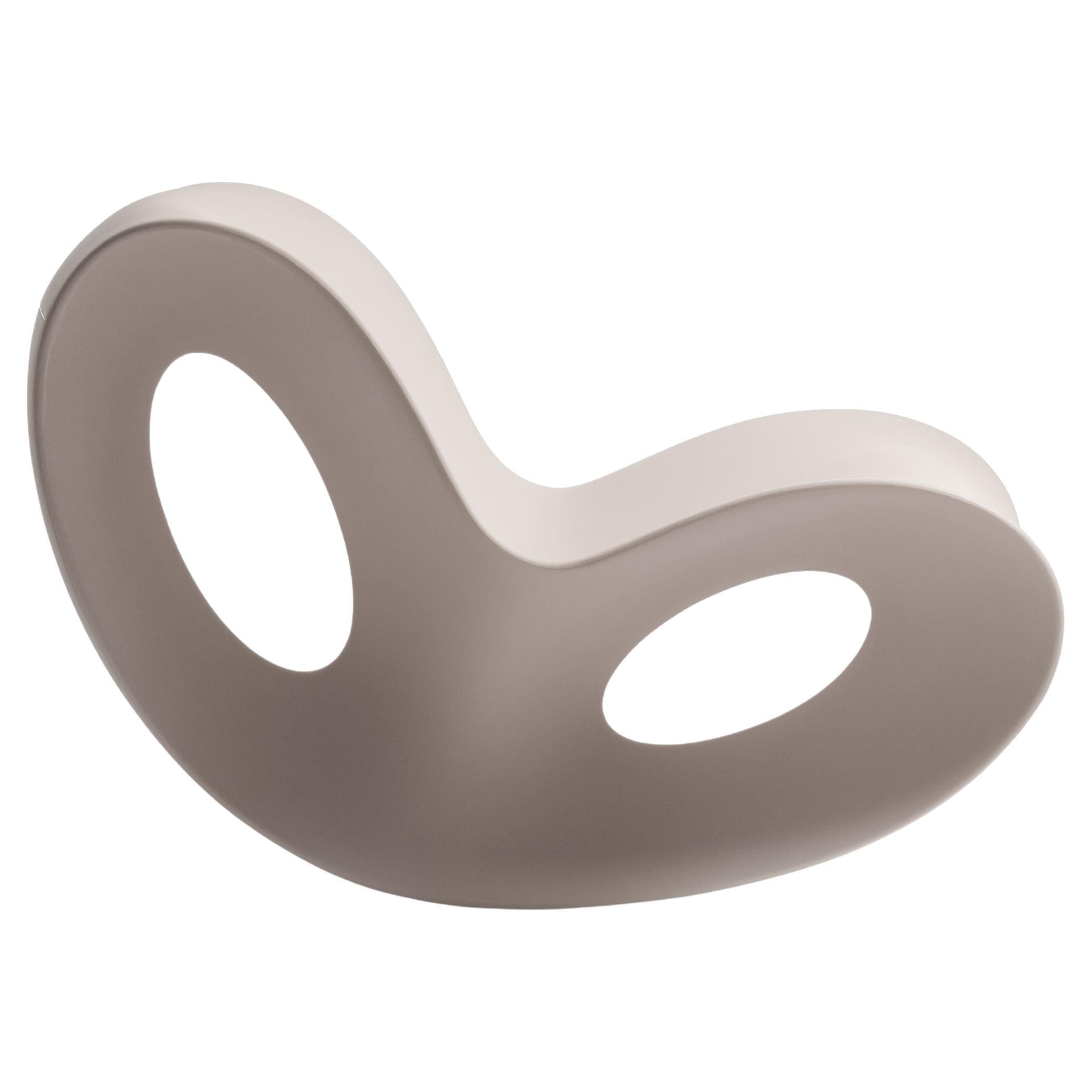 https://a.1stdibscdn.com/magis-voido-rocking-armchair-by-ron-arad-for-sale/f_105752/f_474317521762547256044/f_47431752_1762547256530_bg_processed.jpg